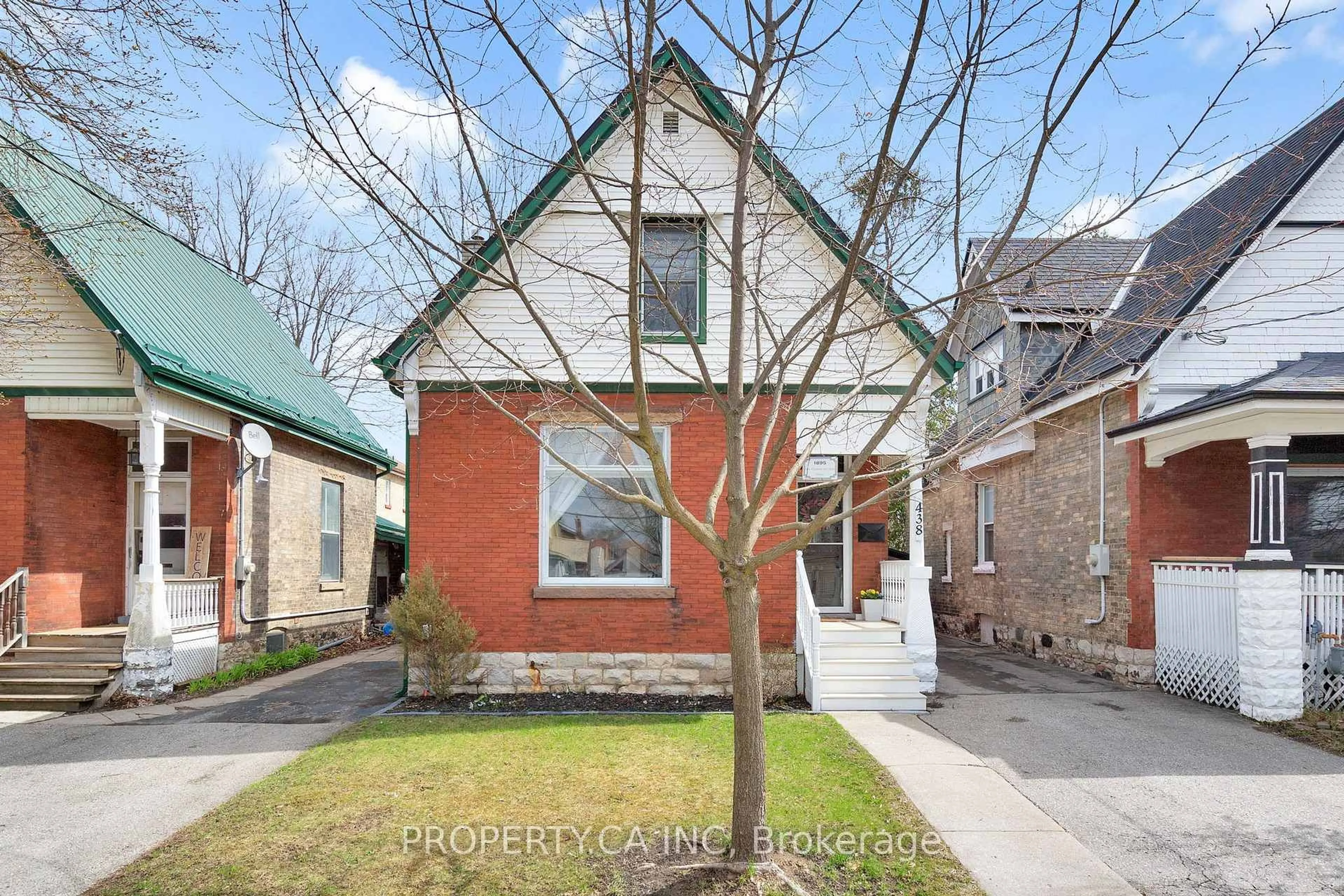 Home with brick exterior material, street for 438 Ontario St, London East Ontario N5W 3W9
