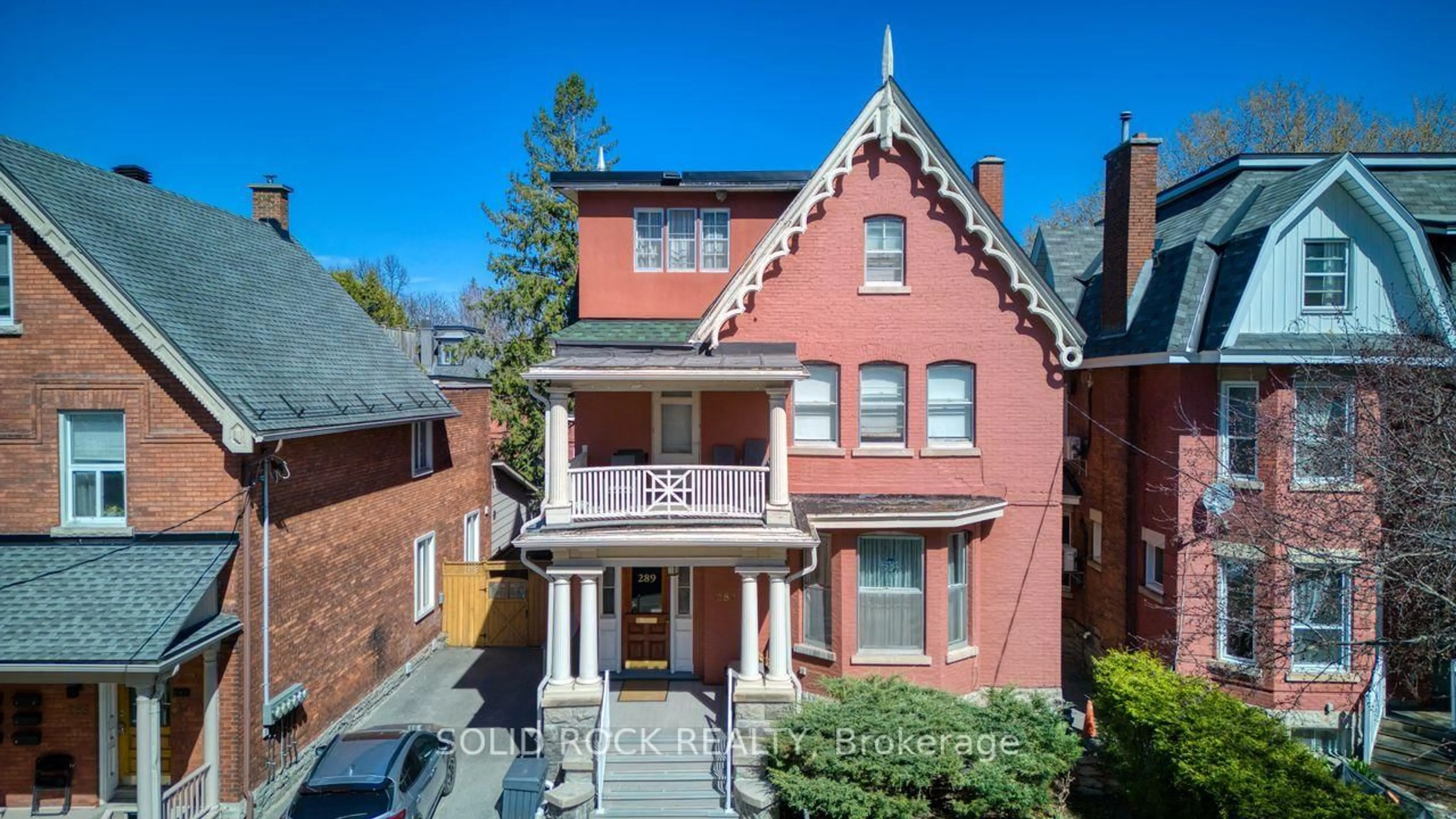 Home with brick exterior material, street for 289 Wilbrod St, Ottawa Ontario K1N 6M3