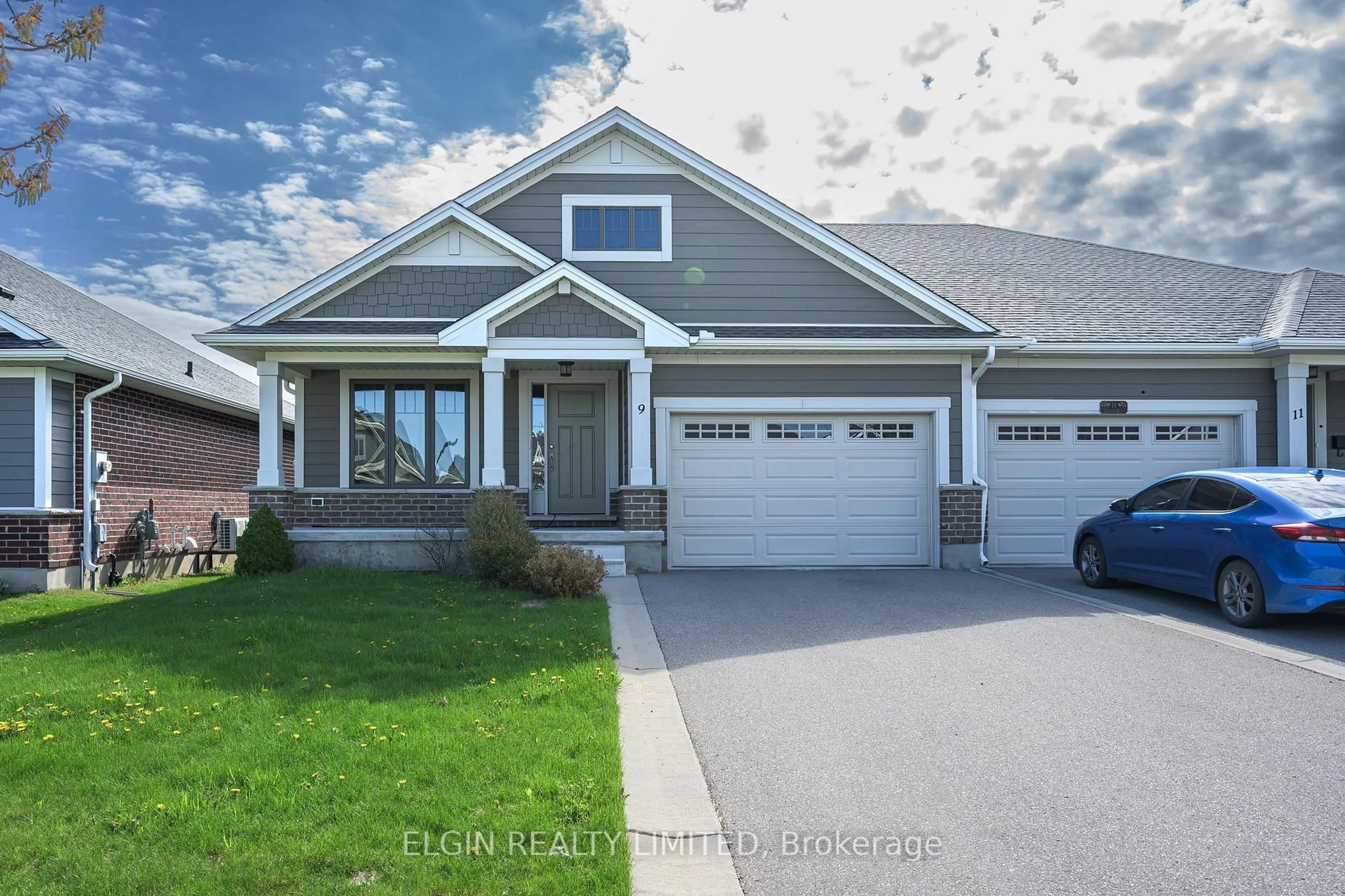 Home with vinyl exterior material, street for 9 Ashberry Pl, St. Thomas Ontario N5R 0H7
