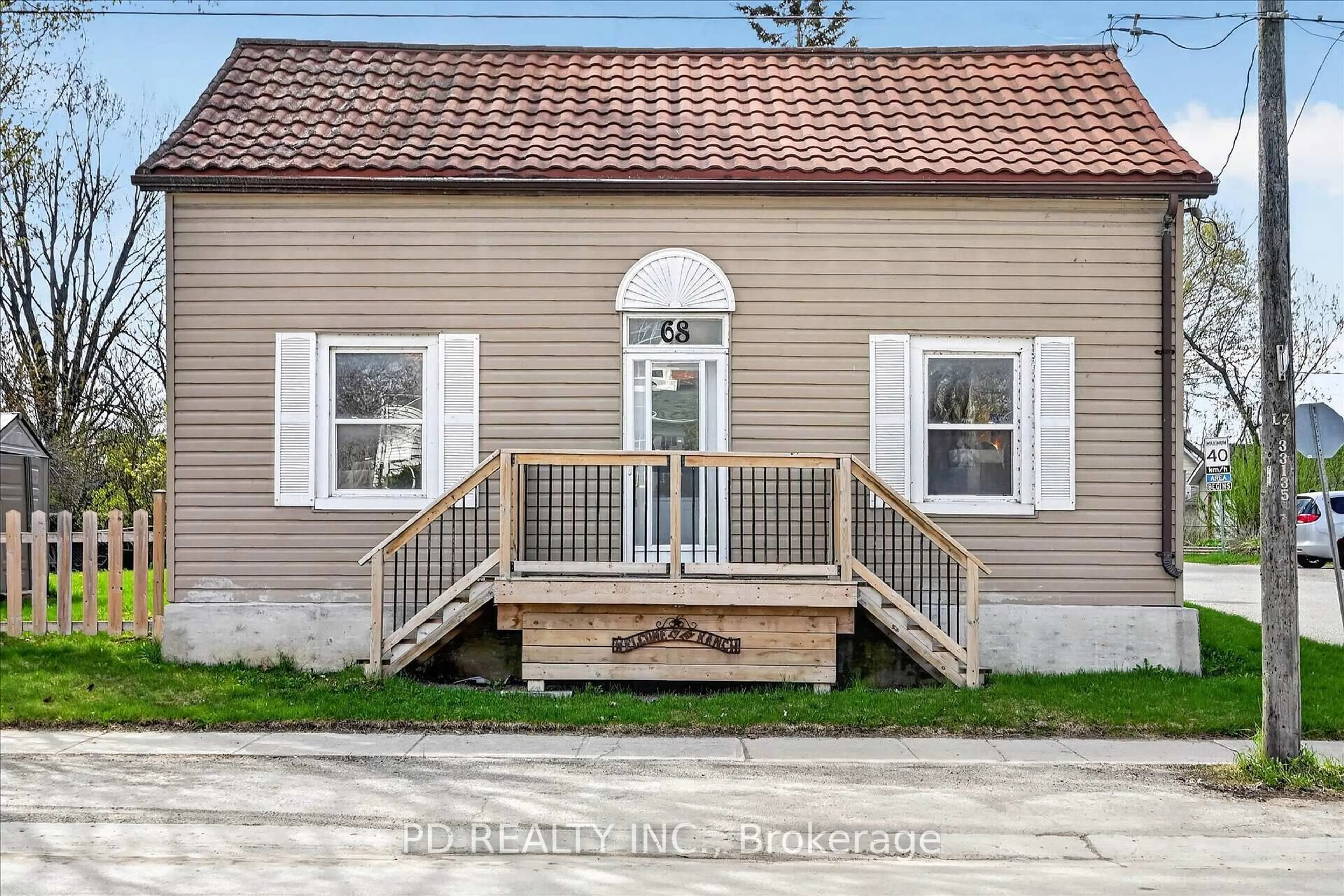 Home with vinyl exterior material, street for 68 King St, Kawartha Lakes Ontario K0L 2W0