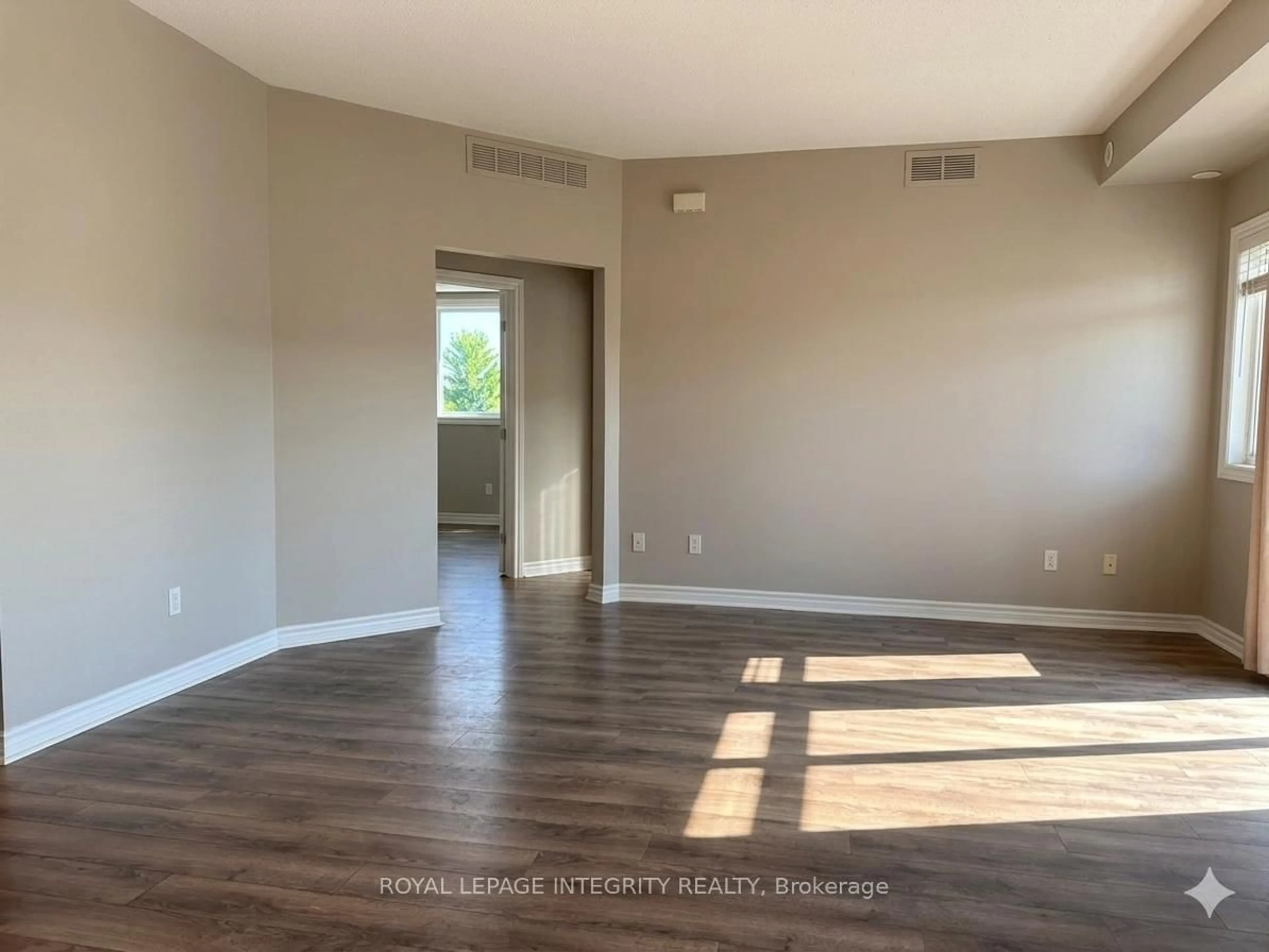 A pic of a room for 173 Crestway Dr #A, Ottawa Ontario K2G 7C8
