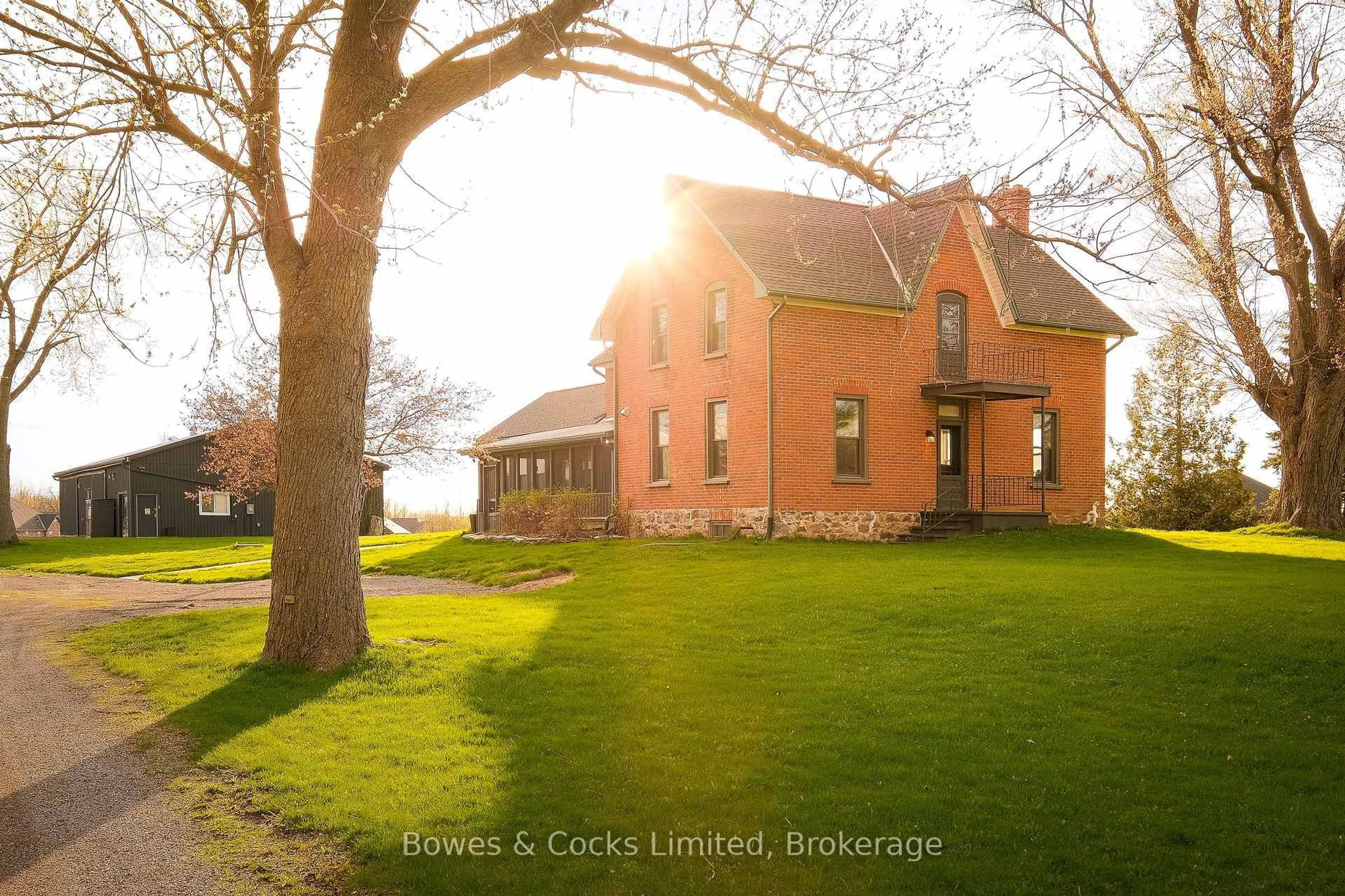 Home with brick exterior material, unknown for 1786 Matchett Line, Otonabee-South Monaghan Ontario K9J 6Y3