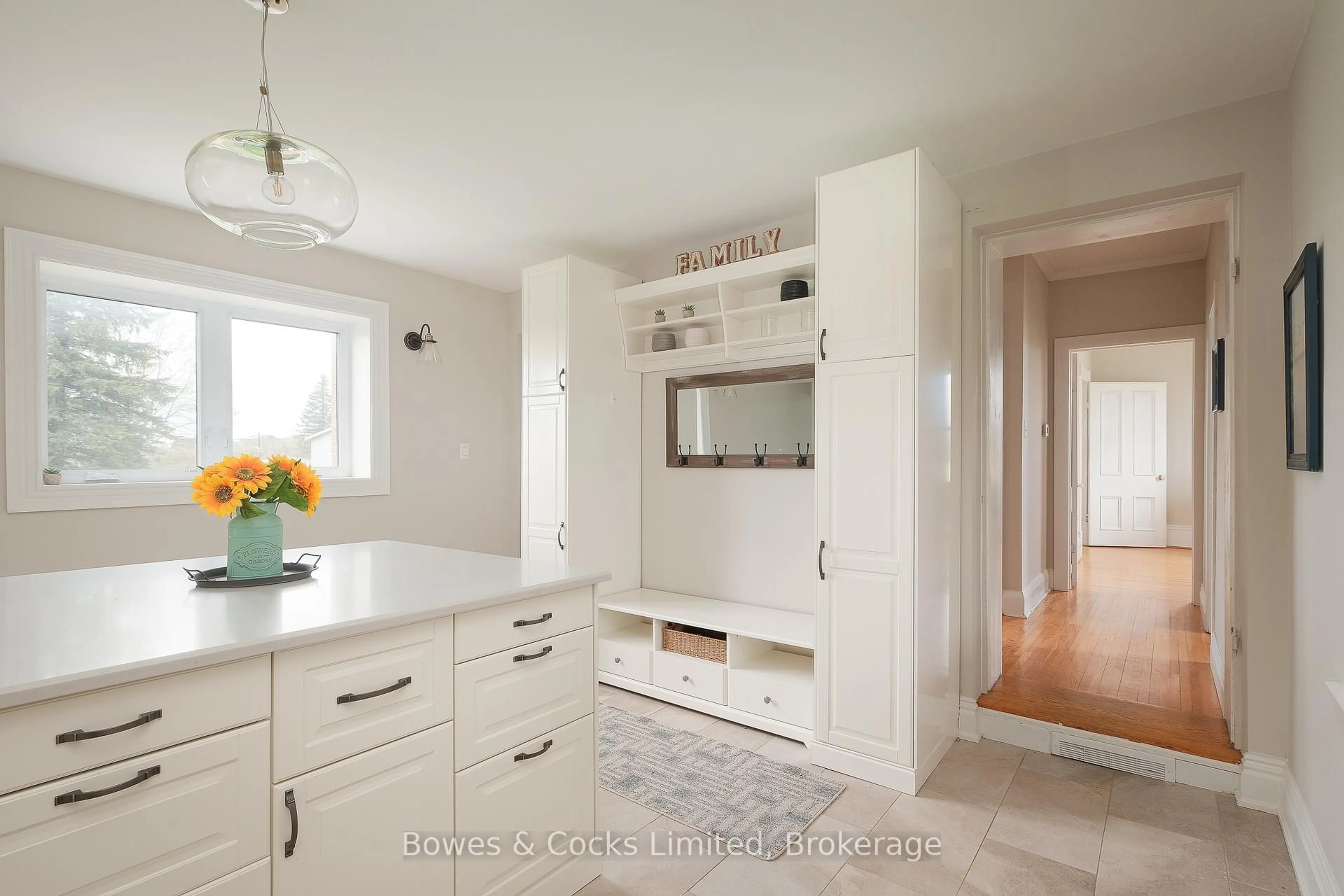 Contemporary kitchen, ceramic/tile floor for 1786 Matchett Line, Otonabee-South Monaghan Ontario K9J 6Y3