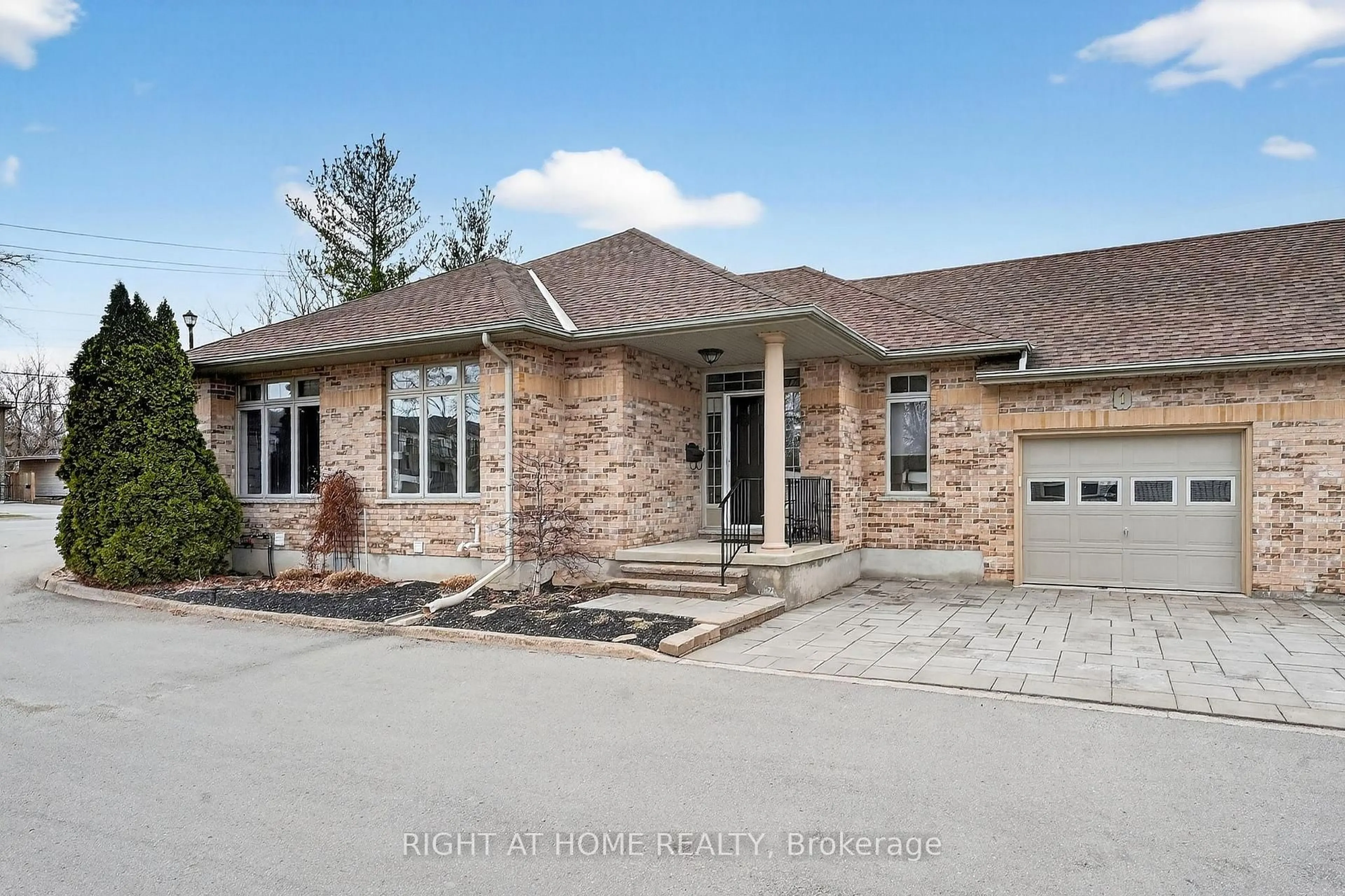 Home with brick exterior material, street for 139 Glendale Ave #1, St. Catharines Ontario L2T 2K2
