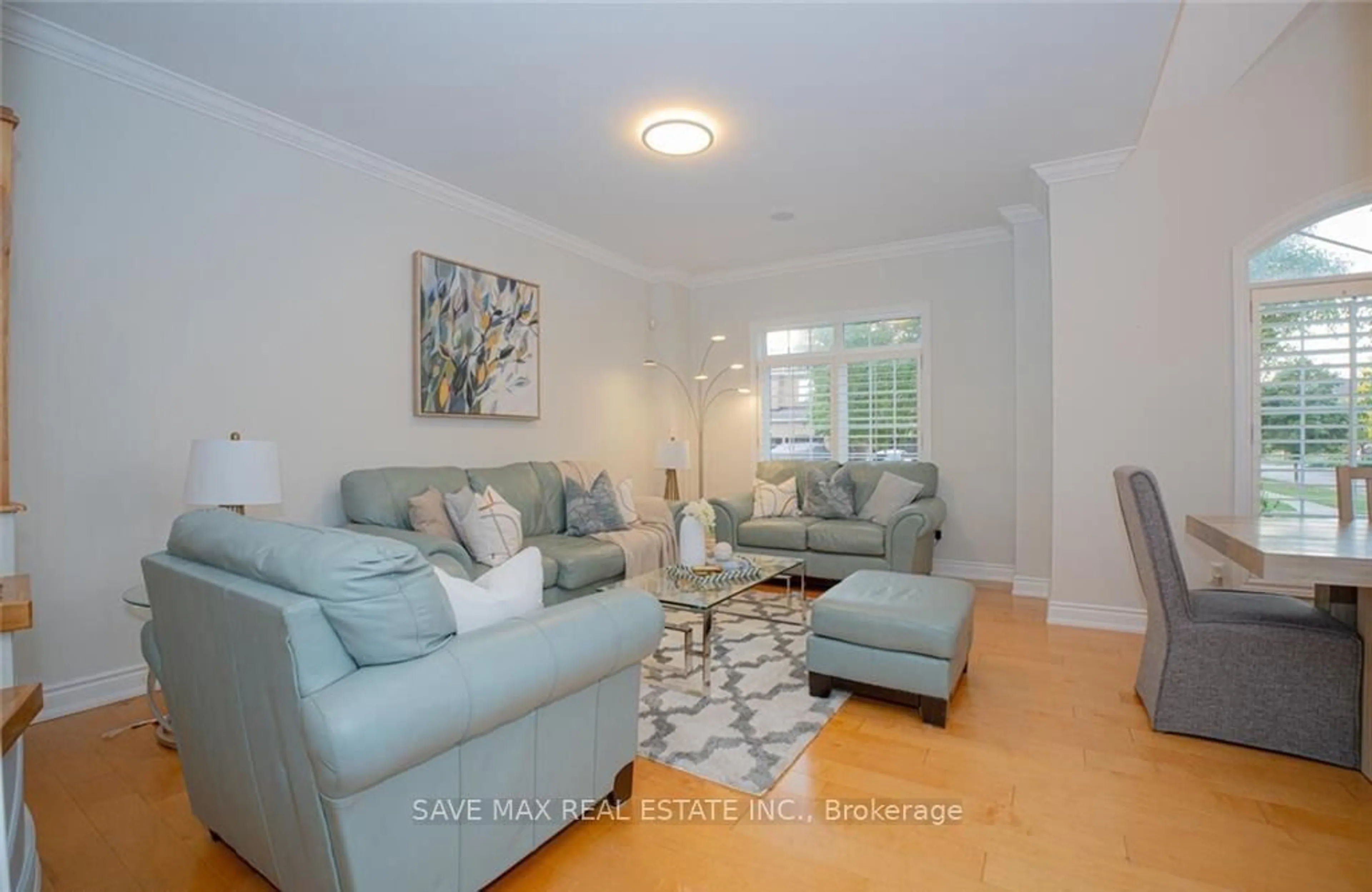 Living room with furniture, unknown for 50 Islandview Way, Hamilton Ontario L8E 6C1