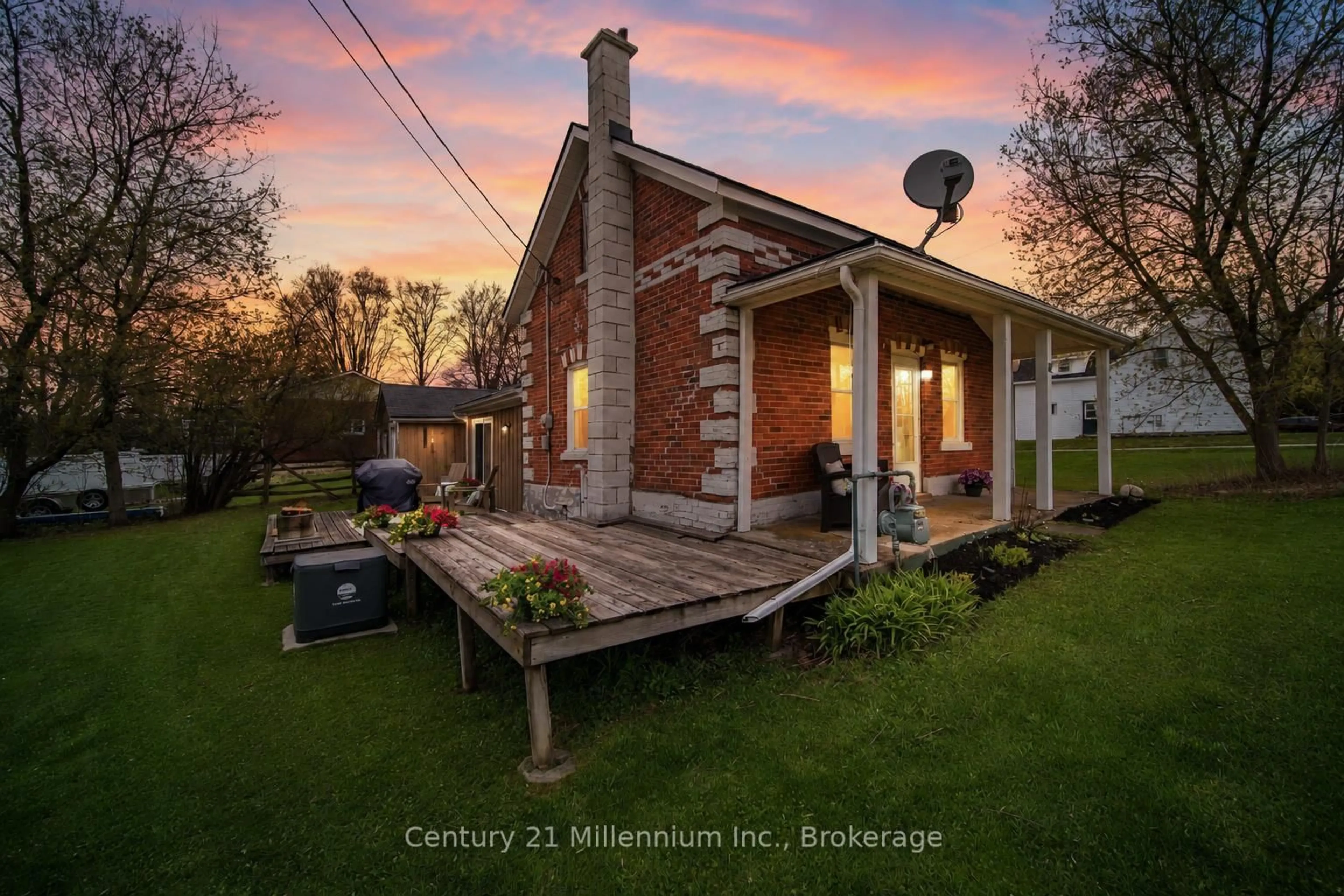 A pic from outside/outdoor area/front of a property/back of a property/a pic from drone, mountain view for 38 Alice St, Grey Highlands Ontario N0C 1E0