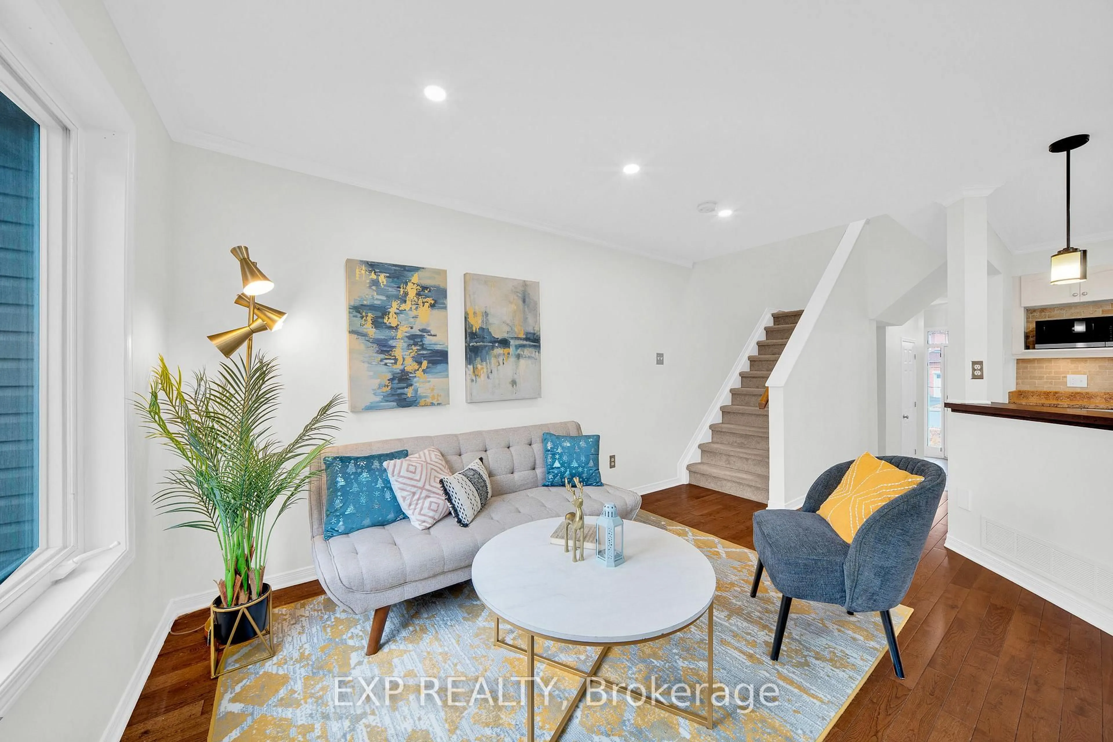 Living room with furniture, unknown for 436 Claridge Dr, Ottawa Ontario K2J 5J2