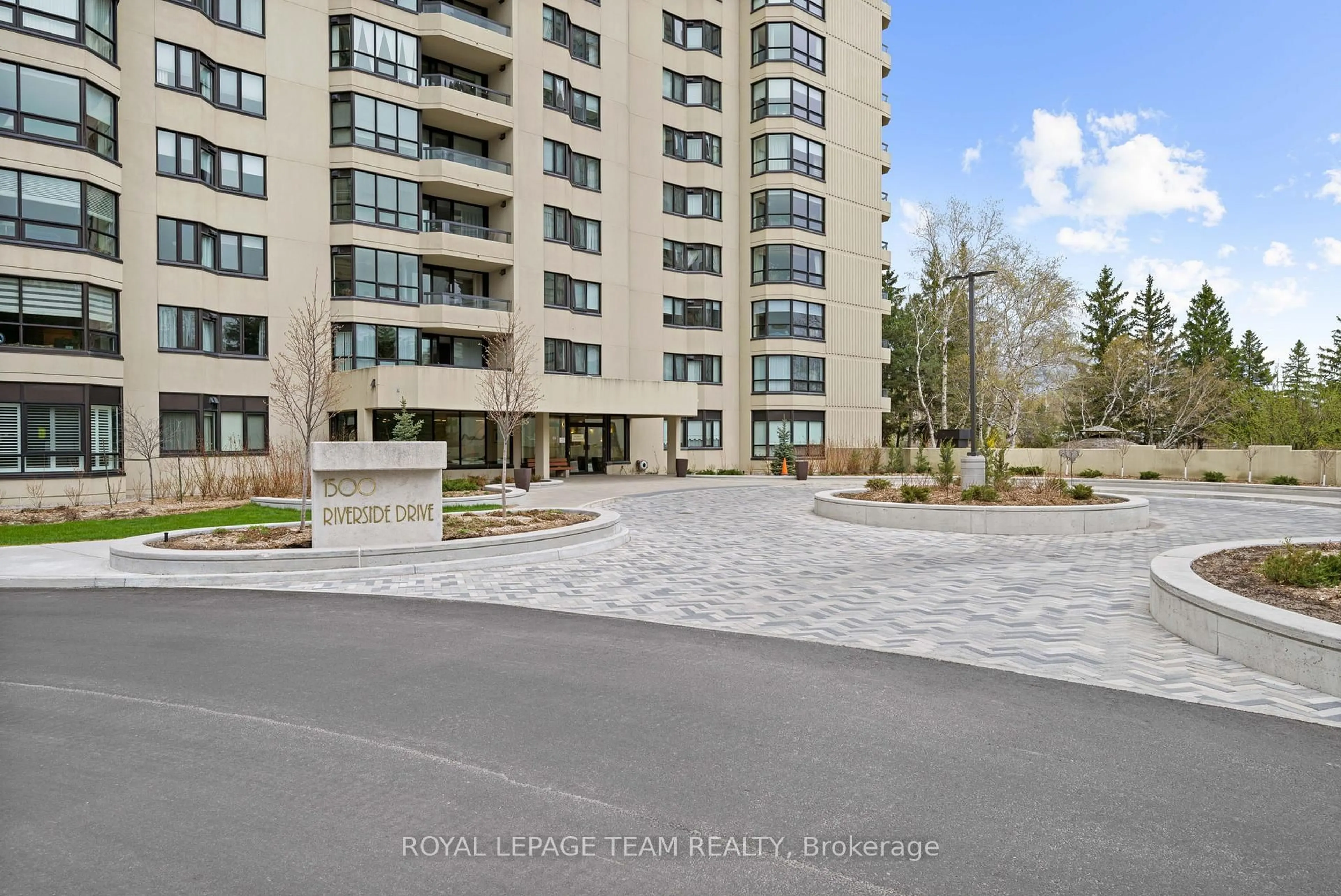 Unknown for 1500 Riverside Dr #1507, Ottawa Ontario K1G 4J4