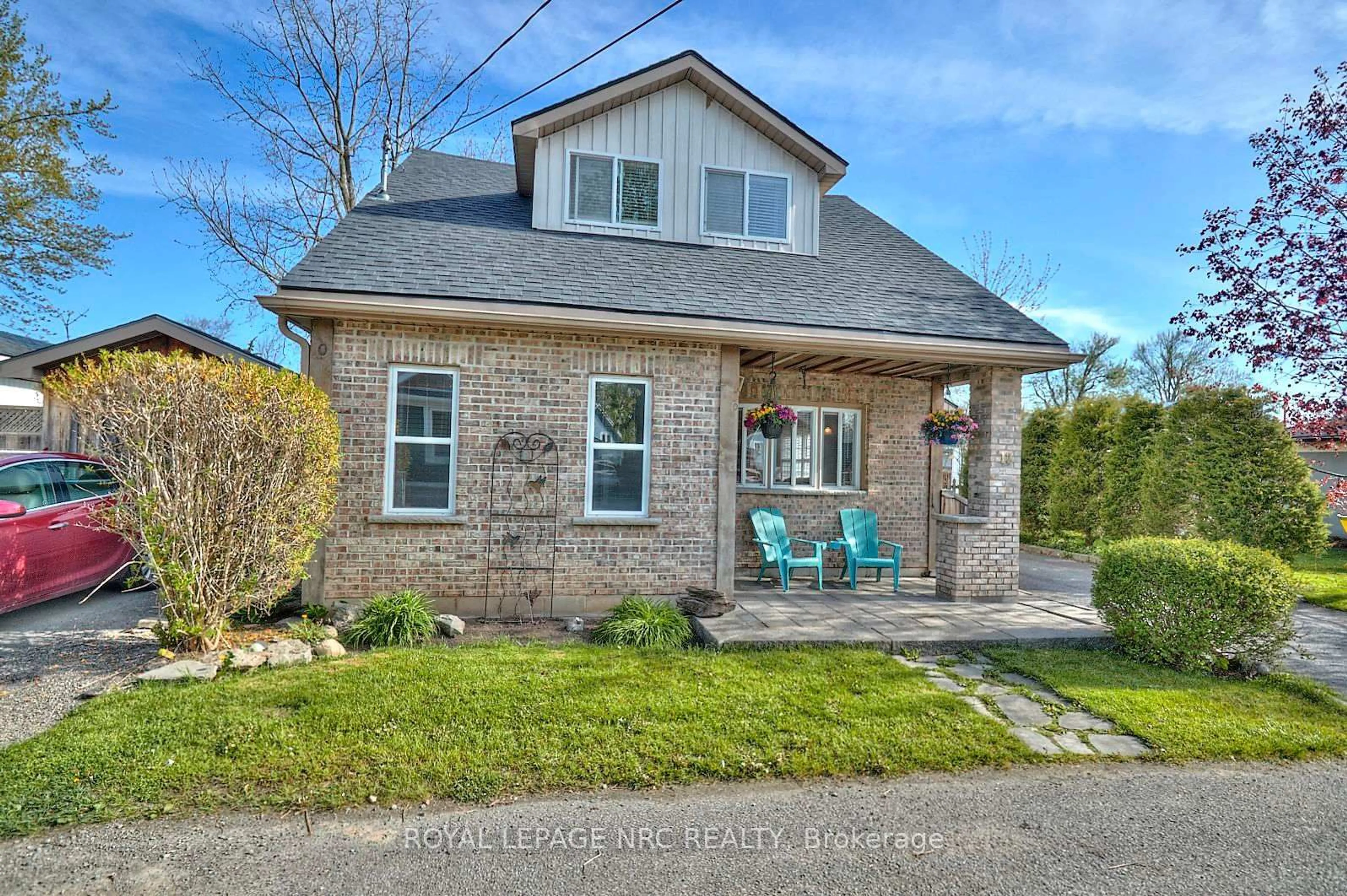 Home with brick exterior material, street for 12 Conway Pl, Fort Erie Ontario L0S 1B0