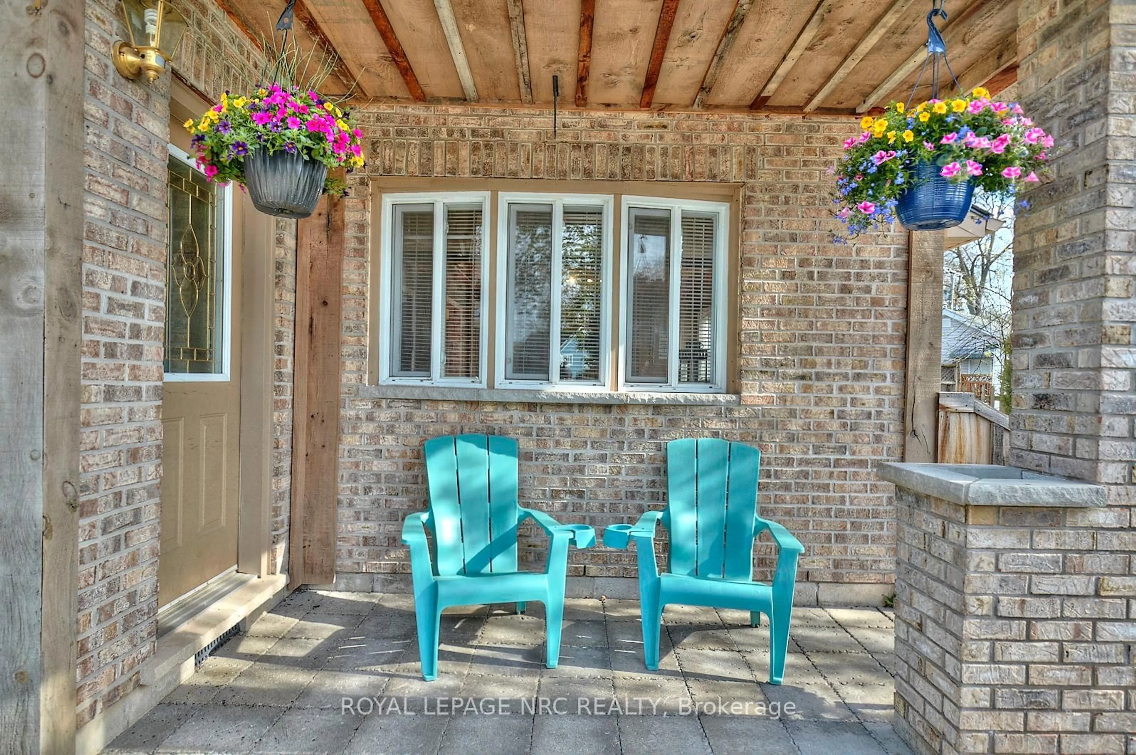 Patio, street for 12 Conway Pl, Fort Erie Ontario L0S 1B0
