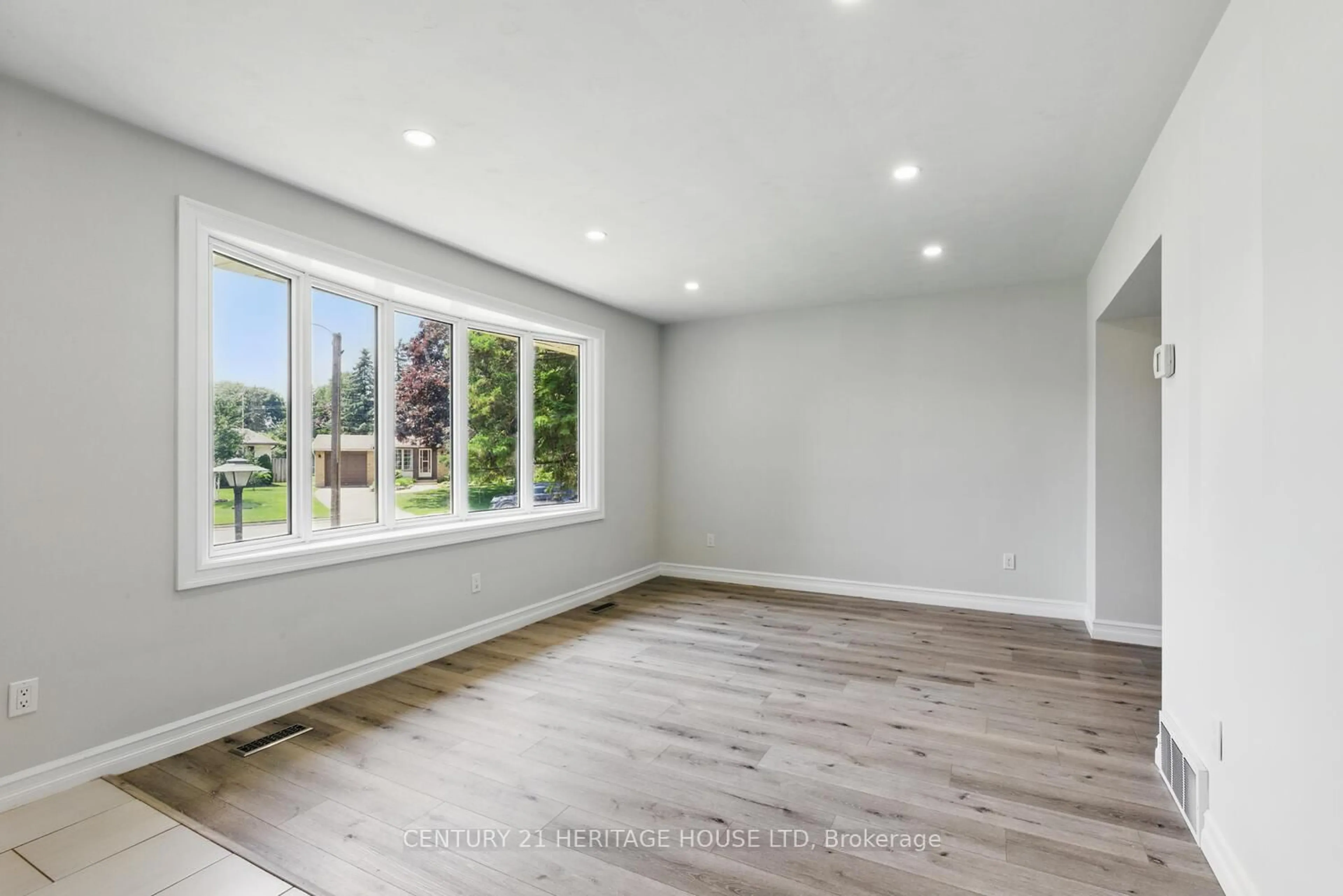 A pic of a room for 57 VANBUSKIRK Dr, St. Thomas Ontario N5R 4Z3