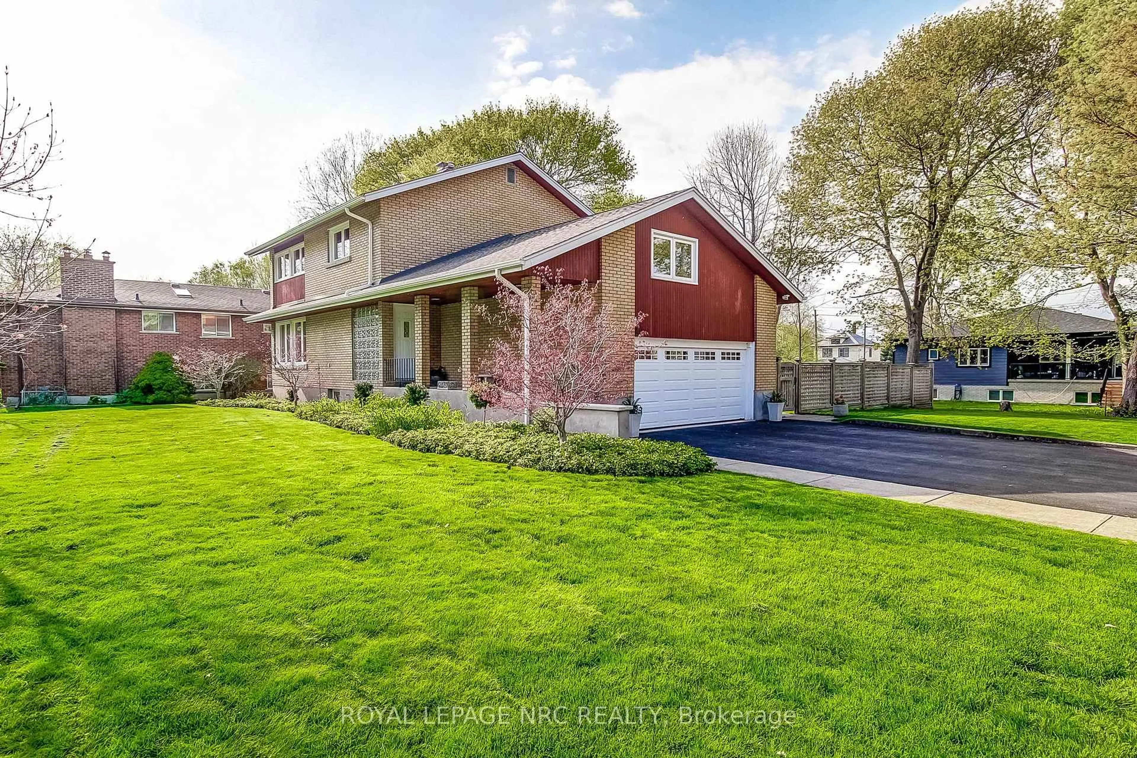 Home with brick exterior material, street for 24 Tennessee Ave, Port Colborne Ontario L3K 2R9