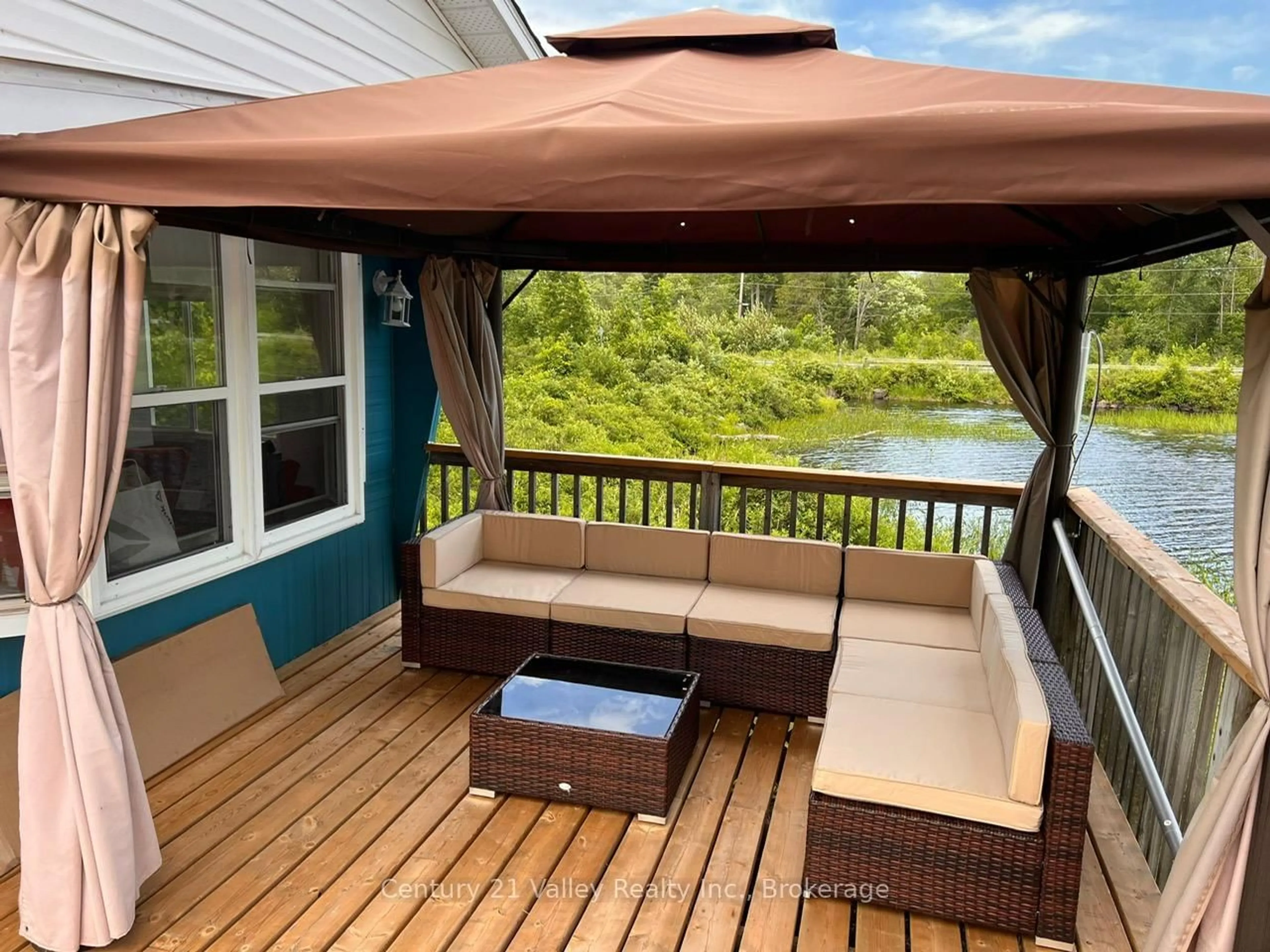 Patio, water/lake/river/ocean view for 14232A Highway 509 Rd, Sydenham Ontario K0H 2T0