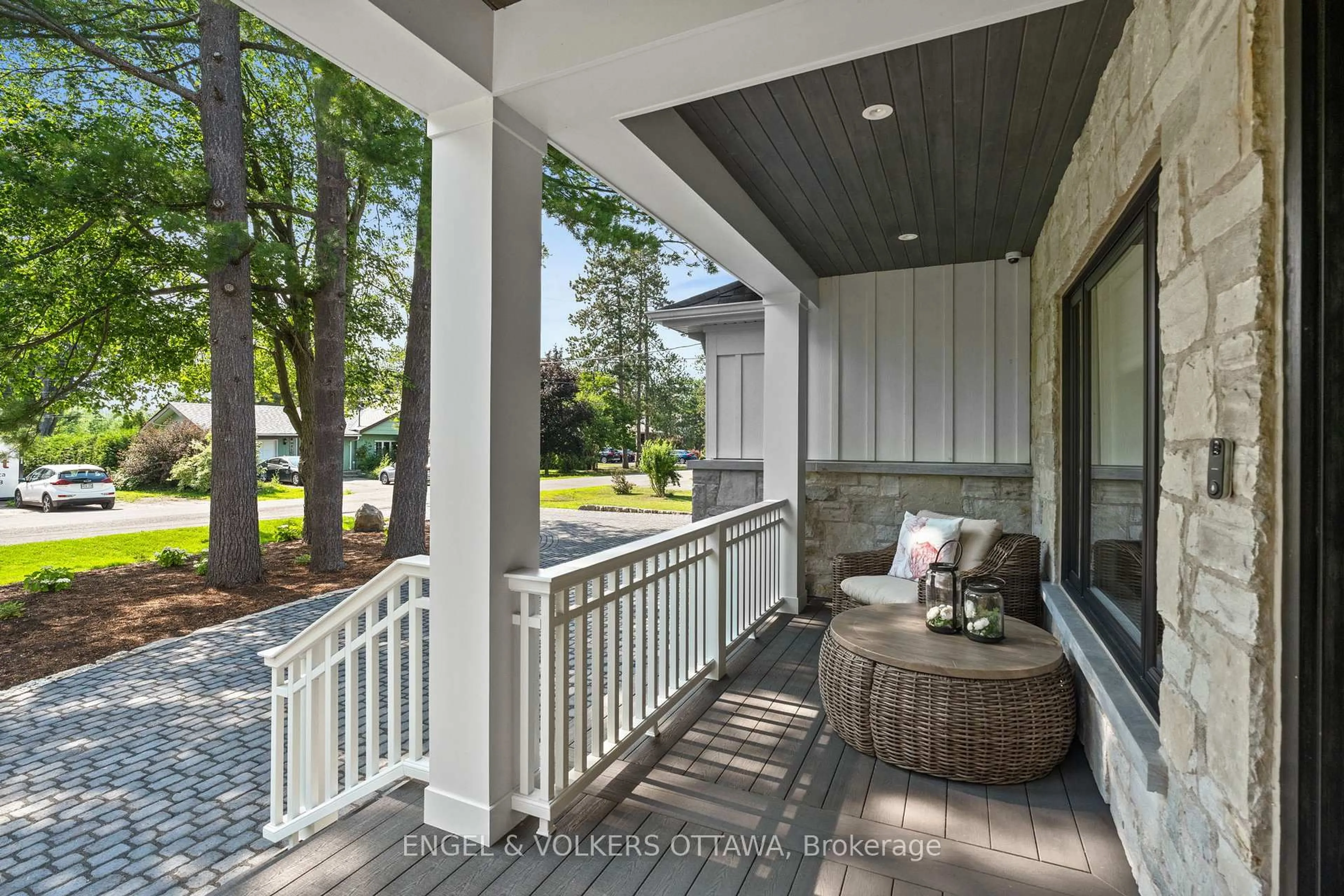 Unknown for 6117 James Bell Dr, Manotick Ontario K4M 1B3