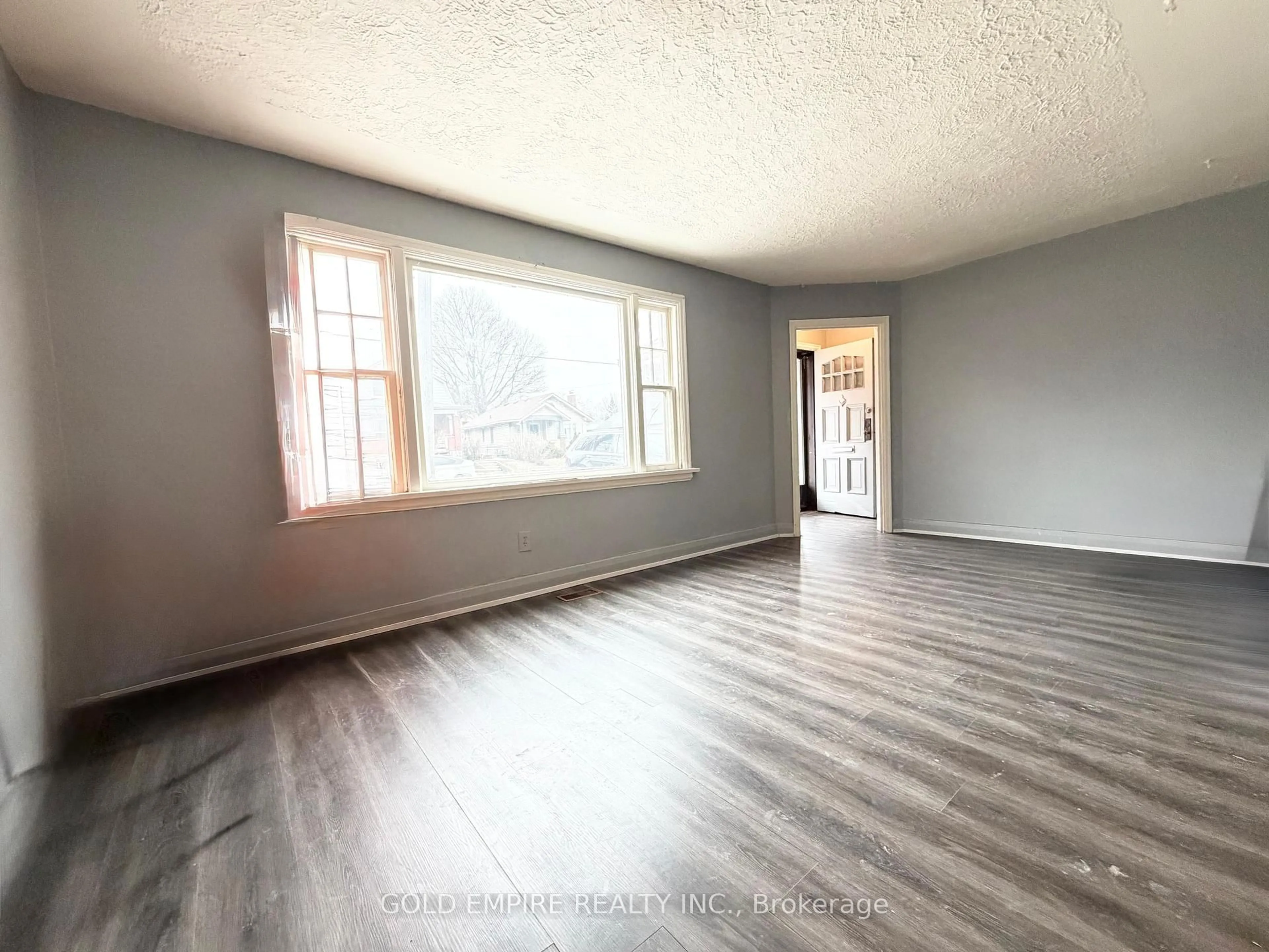 A pic of a room for 545 HIGHBURY Ave, London East Ontario N5W 4K6