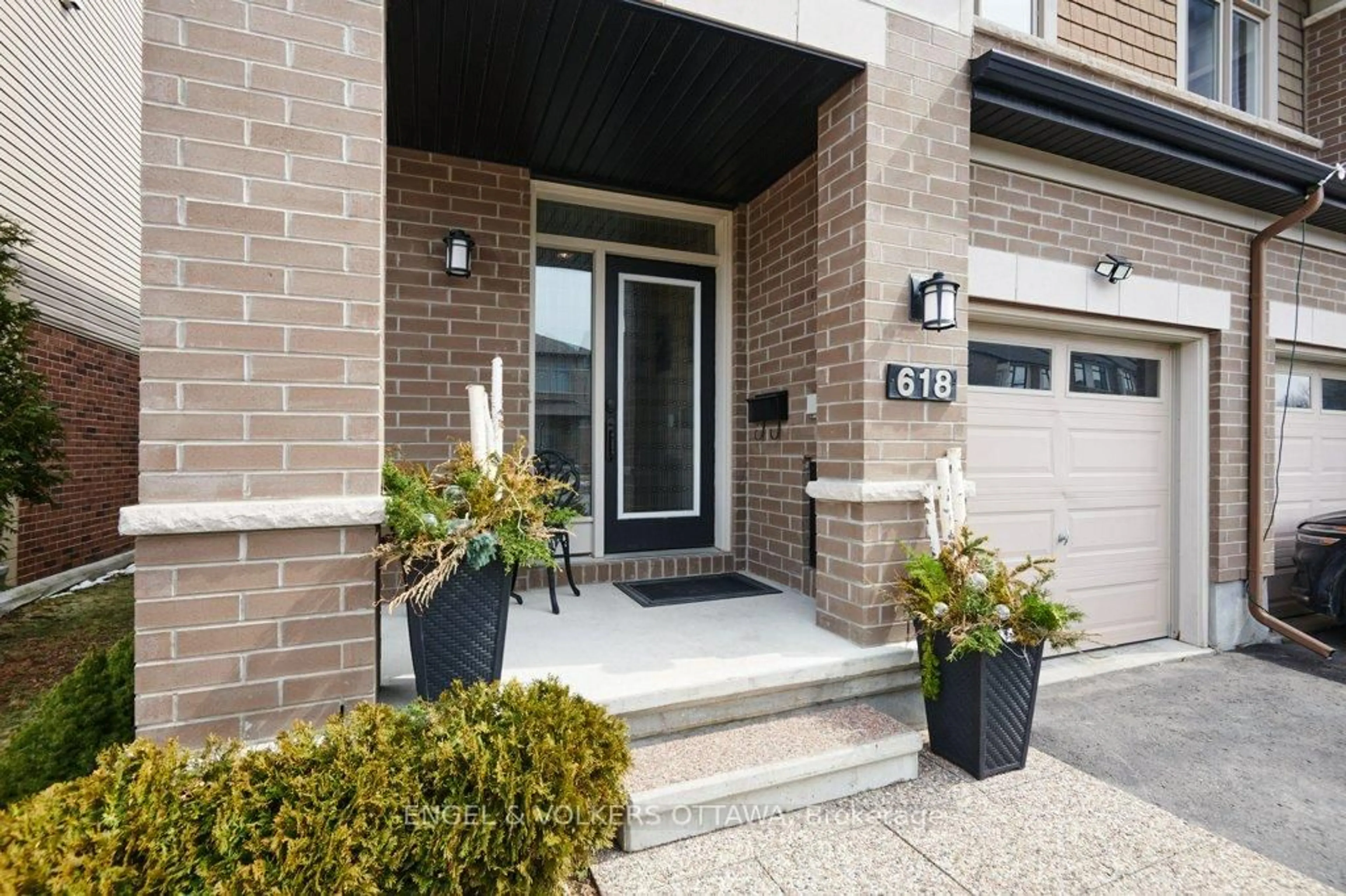 Unknown for 618 Guernsey Pl, Ottawa Ontario K4M 0E2
