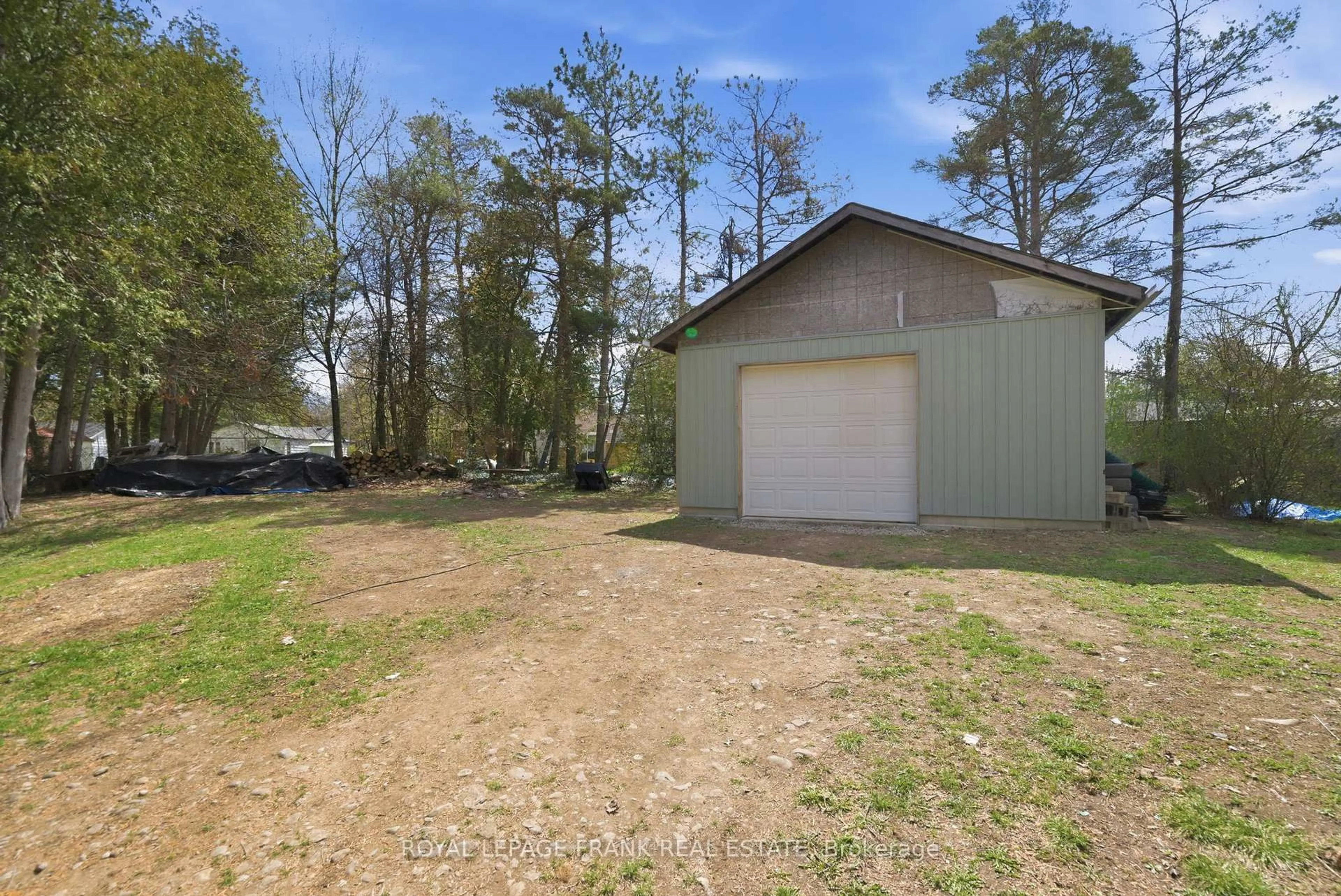 Shed for 28 South Bayou Rd, Kawartha Lakes Ontario K0M 1N0