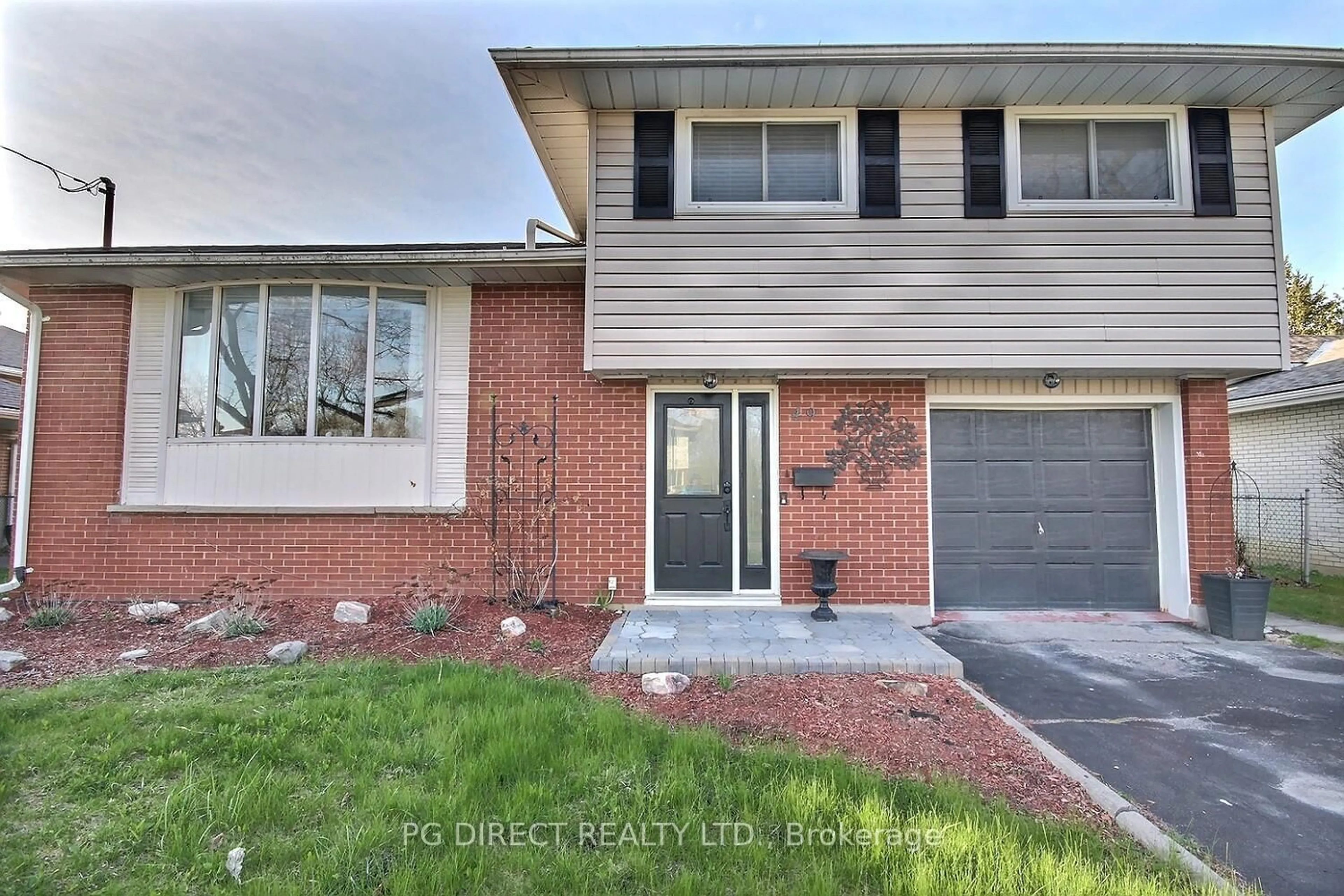 Home with brick exterior material, street for 49 Janlyn Cres, Belleville Ontario K8N 1L1
