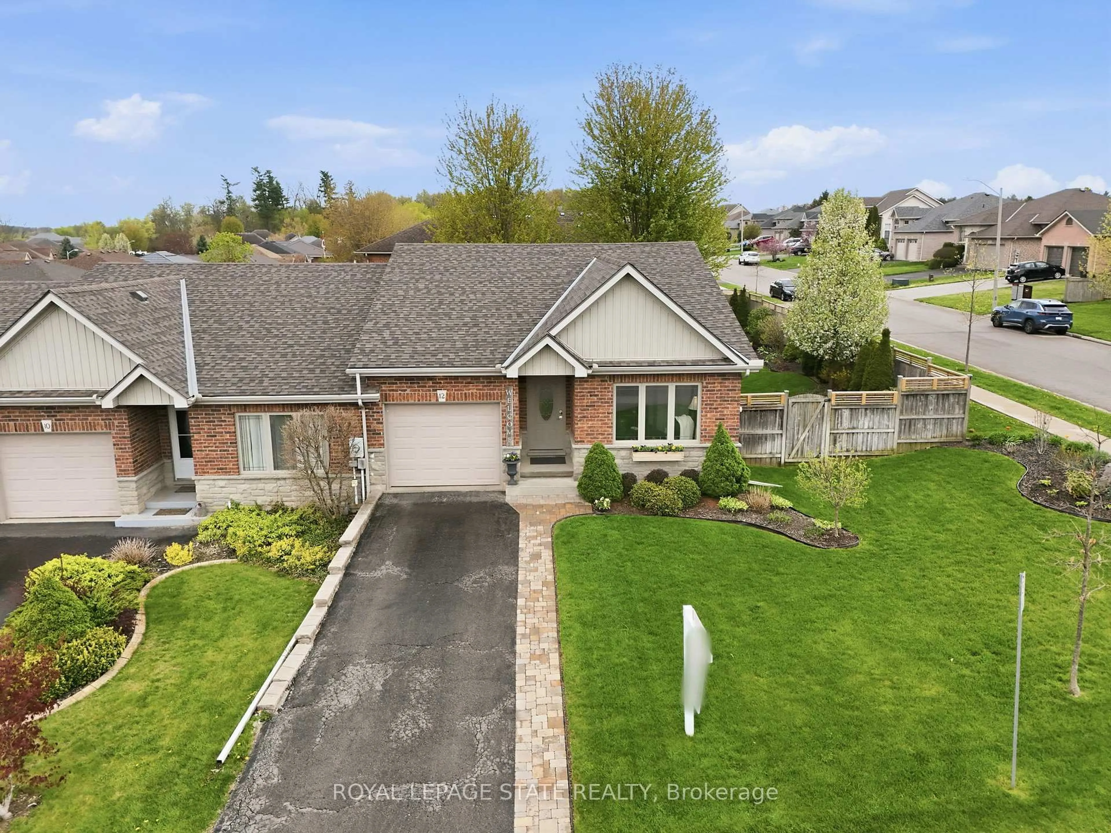 A pic from outside/outdoor area/front of a property/back of a property/a pic from drone, street for 12 Millcroft Dr, Norfolk Ontario N3Y 0A4