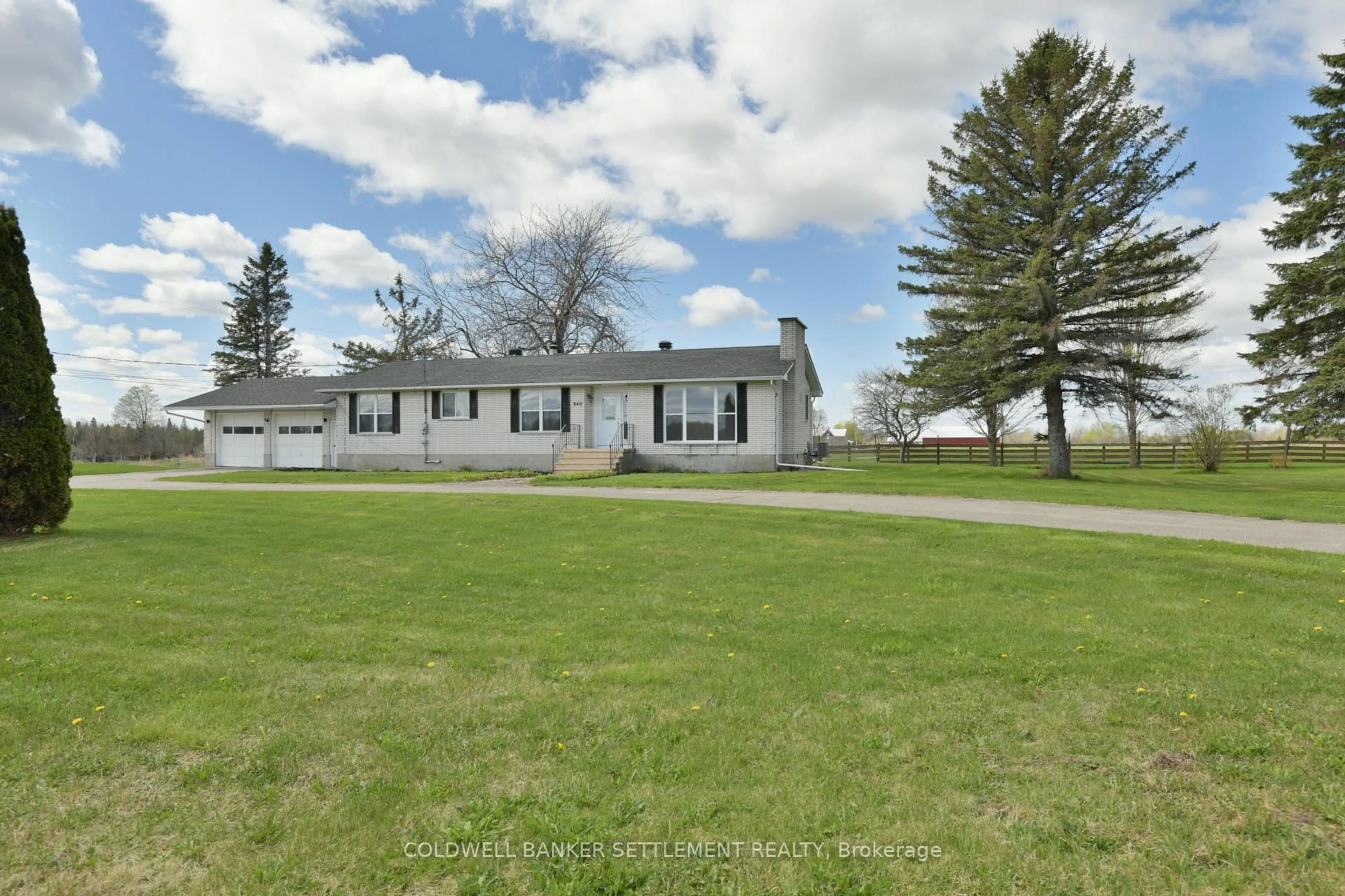 A pic from outside/outdoor area/front of a property/back of a property/a pic from drone, street for 940 County Rd 29 Highway, Elizabethtown-Kitley Ontario K0G 1G0