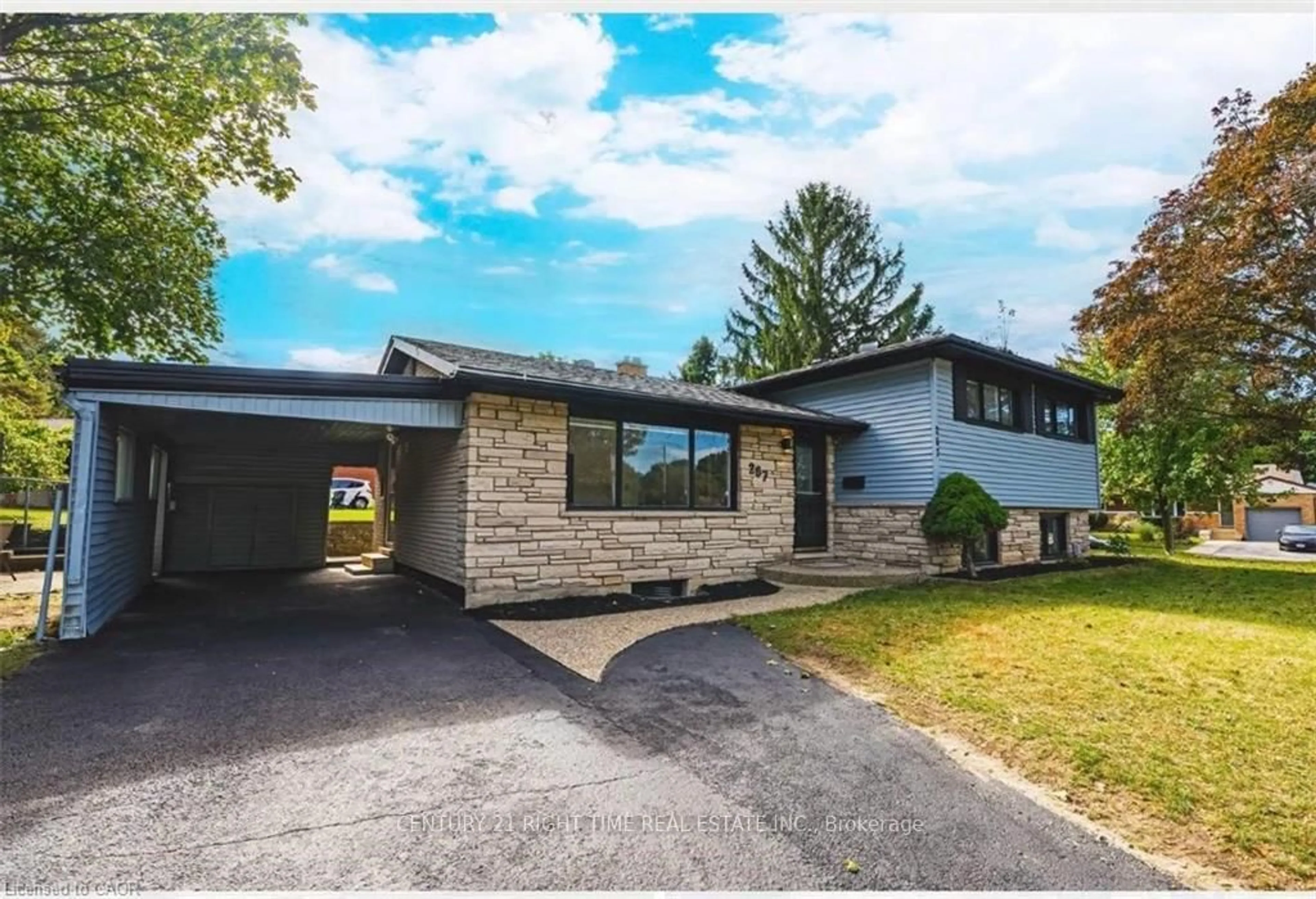 Unknown for 267 ERB St, Waterloo Ontario N2J 1N6