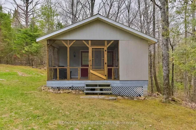1422 Avery Lane, Highlands East 3