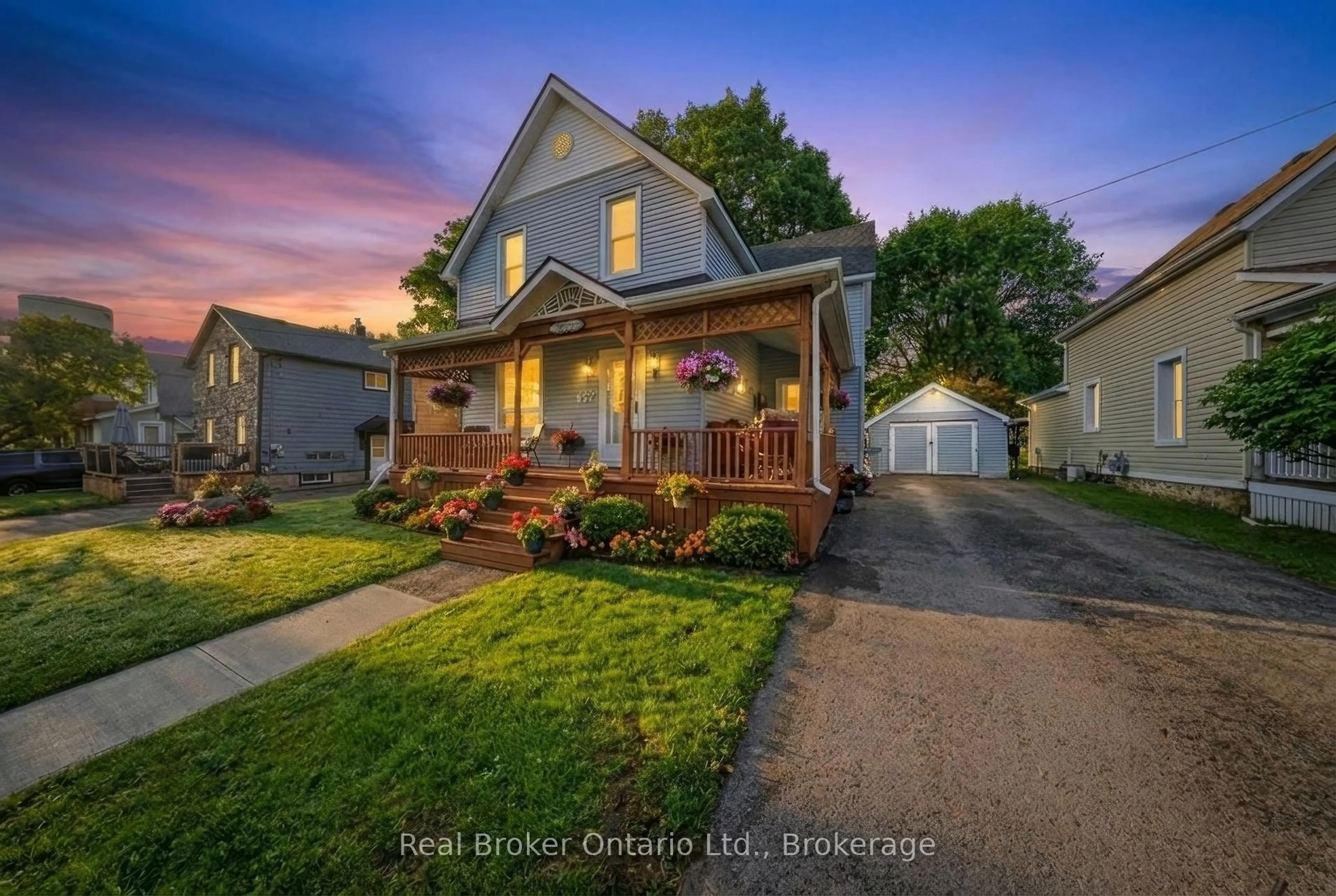 A pic from outside/outdoor area/front of a property/back of a property/a pic from drone, street for 457 Elma St, North Perth Ontario N4W 1W2