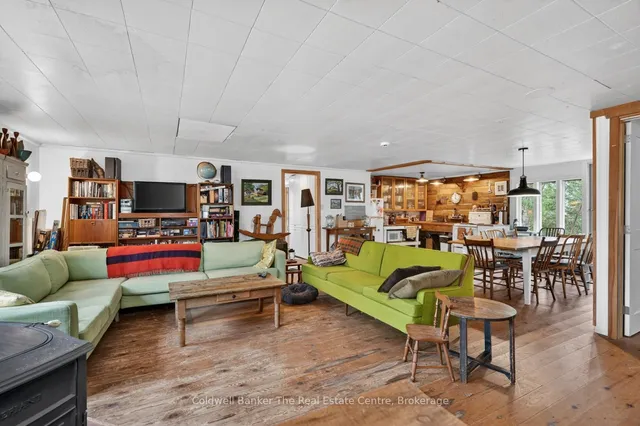 1657 Houseys Rapids Rd, Gravenhurst 5