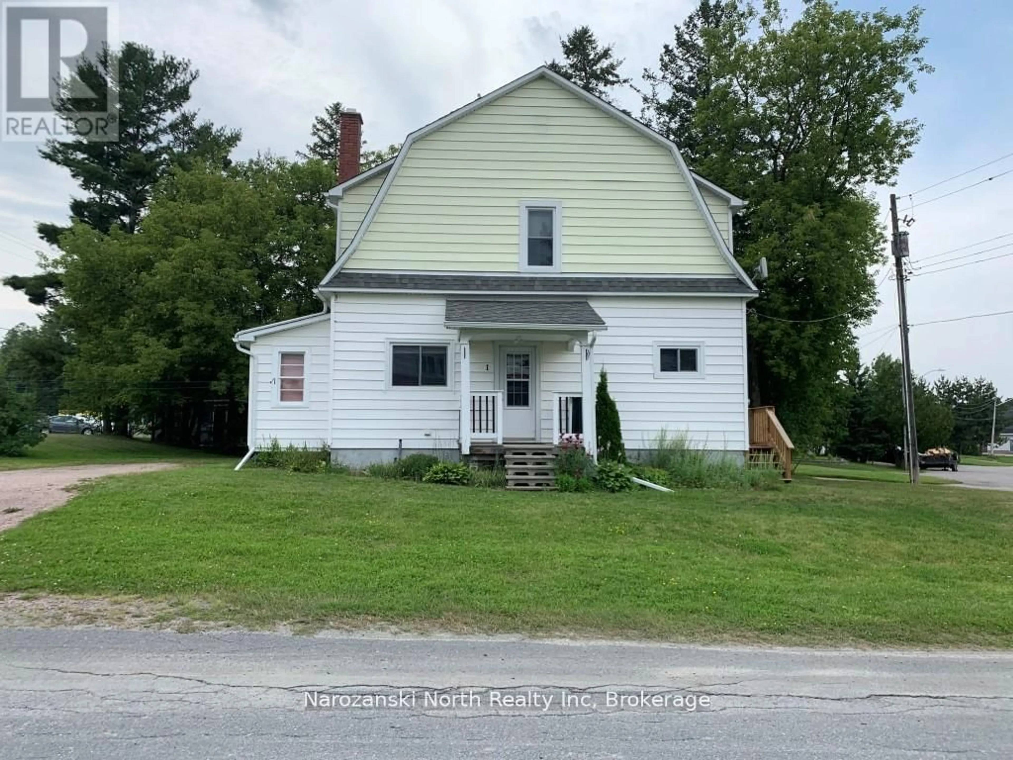 A pic from outside/outdoor area/front of a property/back of a property/a pic from drone, building for 1 Lahaie St, French River Ontario P0M 2N0