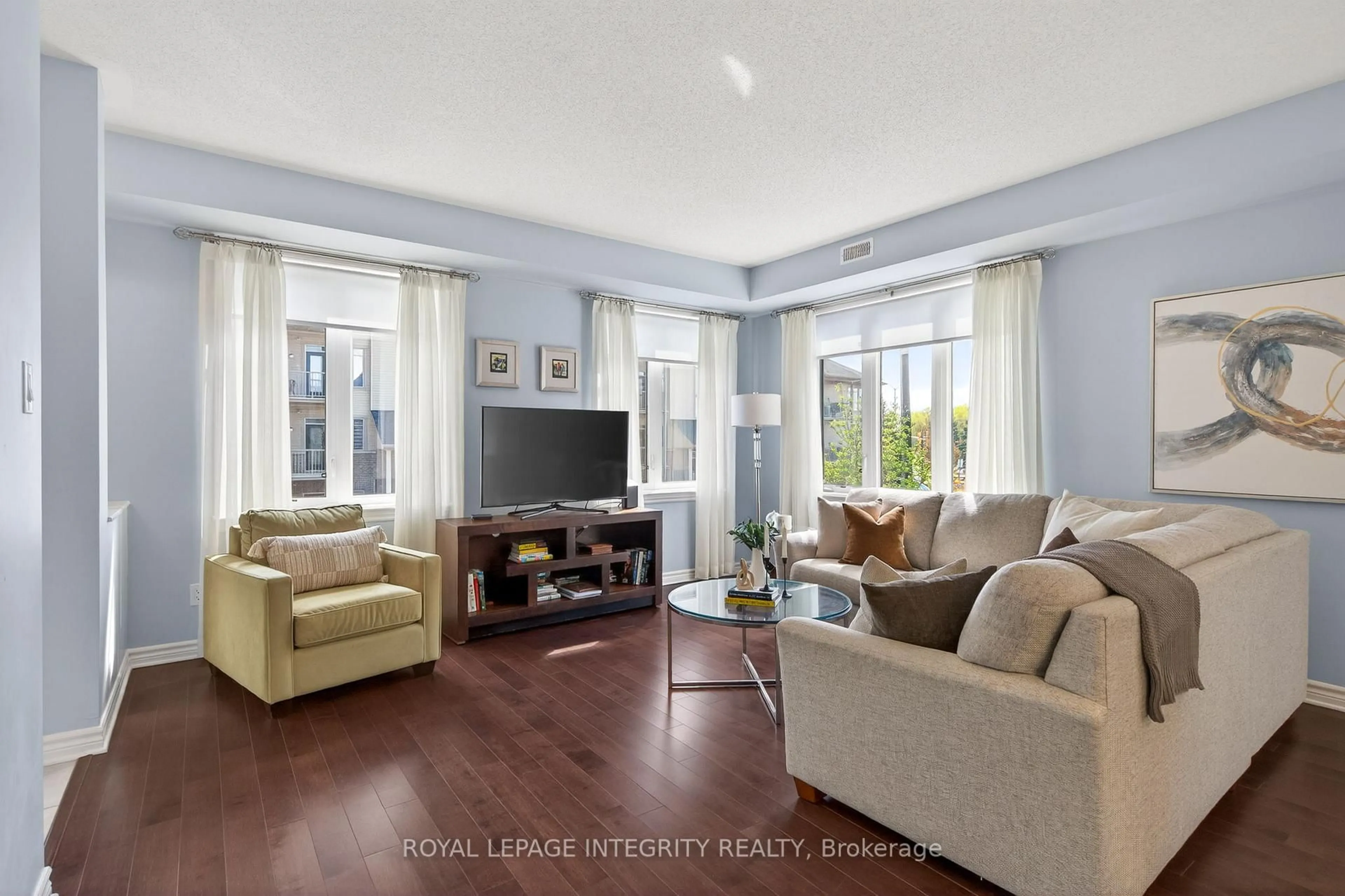 Living room with furniture, unknown for 1007 Beryl Private, Ottawa Ontario K1V 2M4