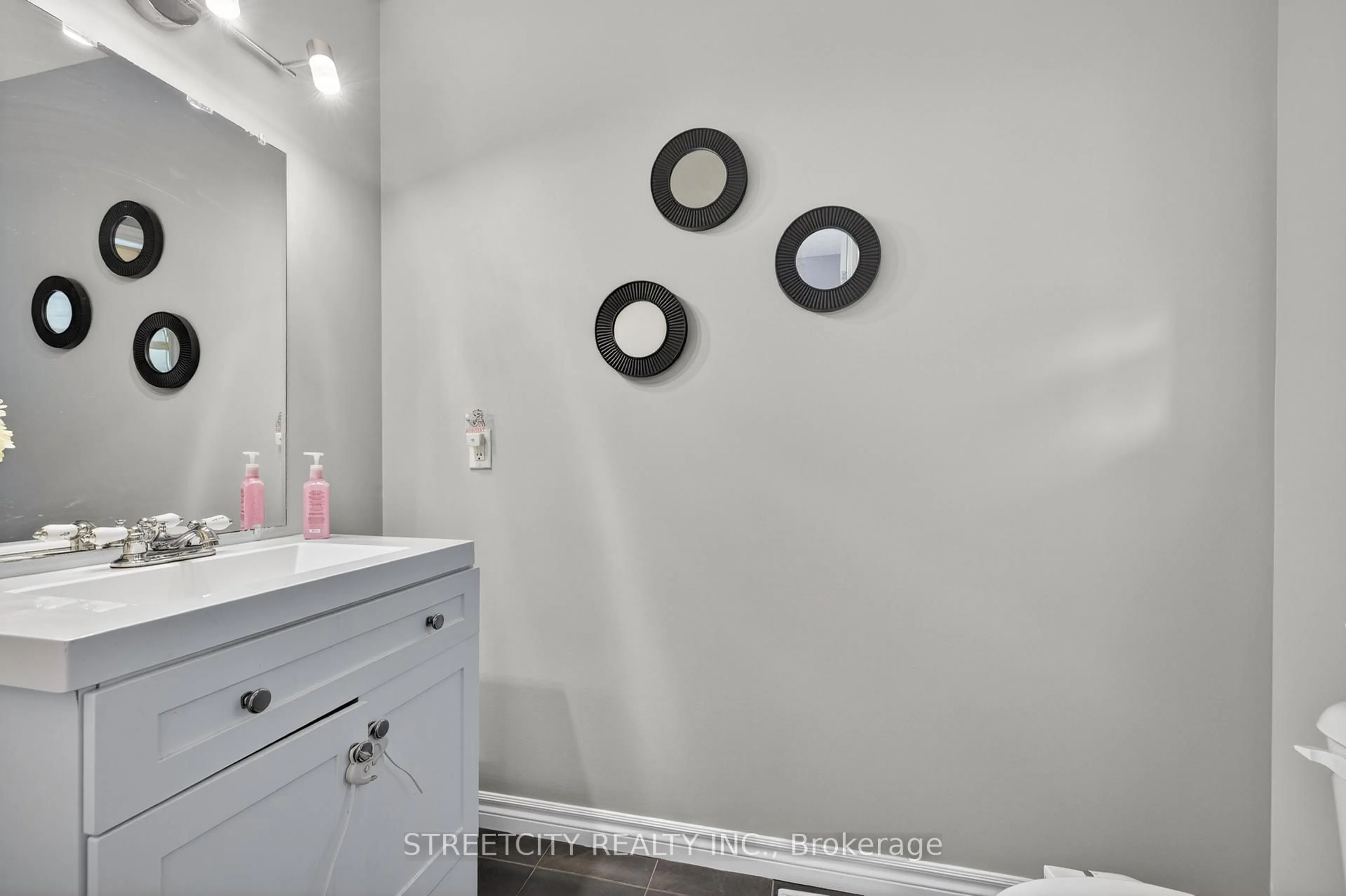 Unknown for 1261 Nicole Ave, London North Ontario N5X 4M7