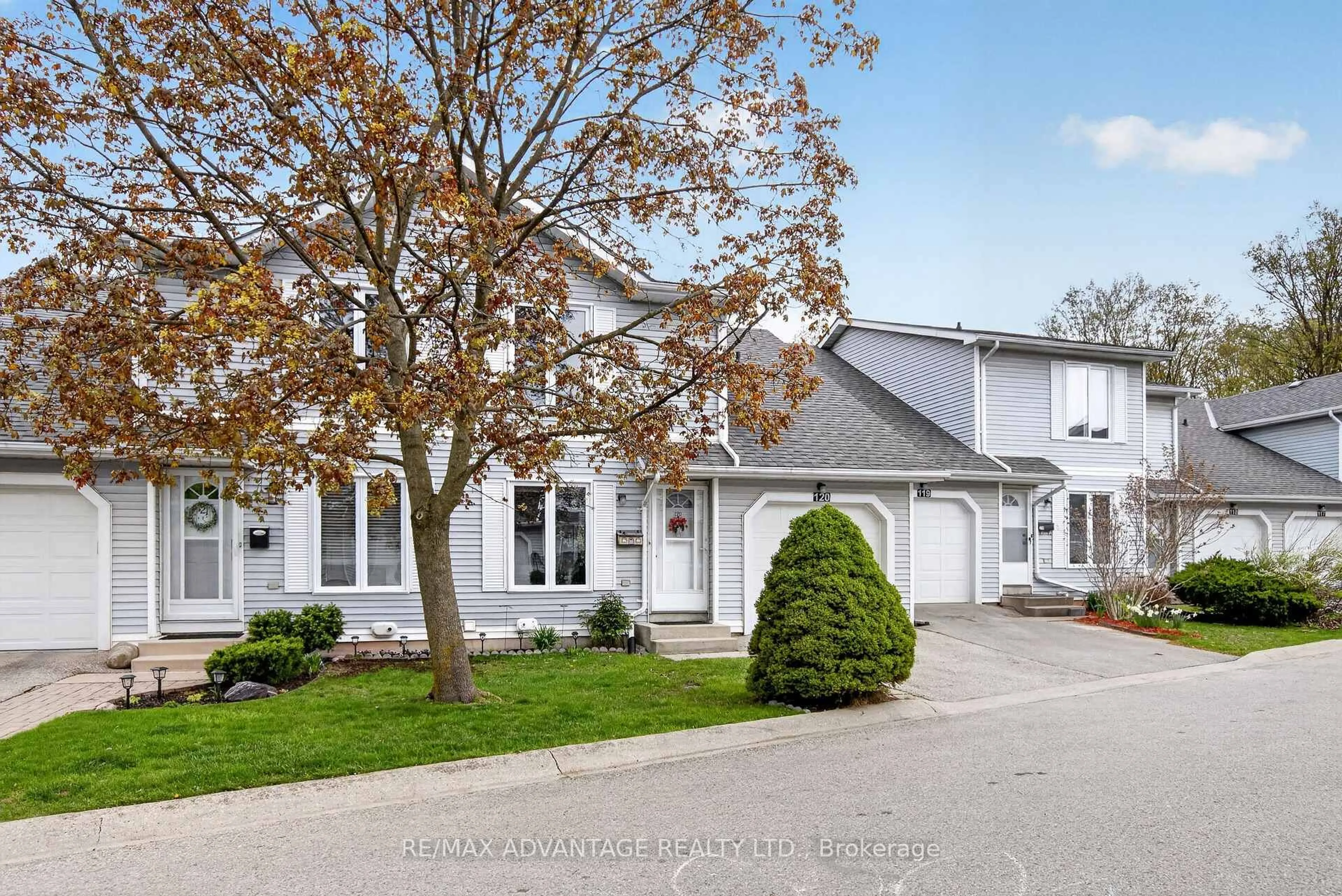 Unknown for 120 Centre St #120, London South Ontario N6J 4X4