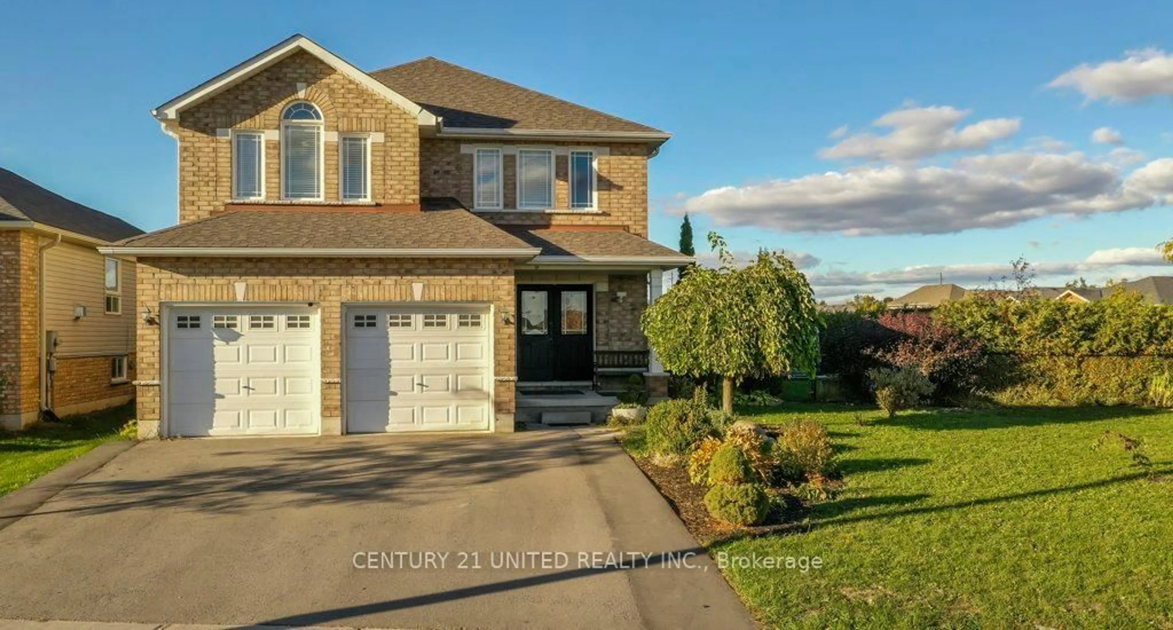 Home with brick exterior material, street for 810 Hargrove Tr, Peterborough Ontario K9L 0B6