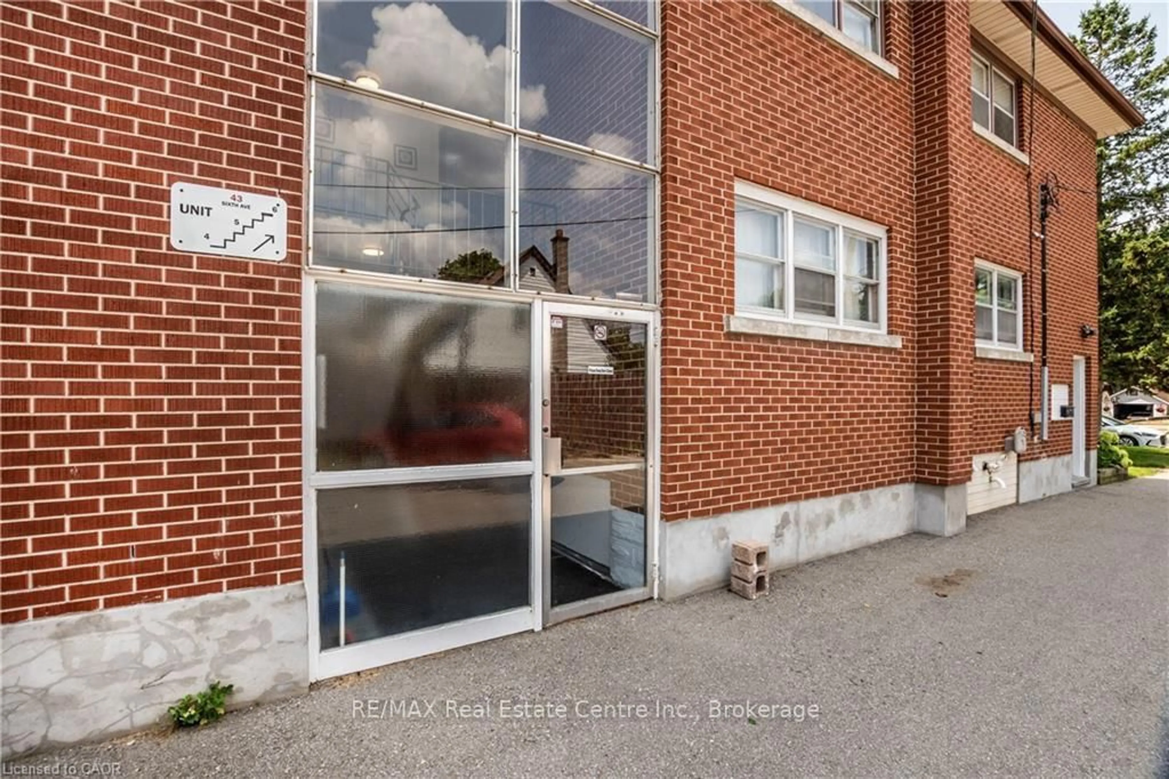 Unknown for 43 SIXTH Ave, Kitchener Ontario N2C 1P9