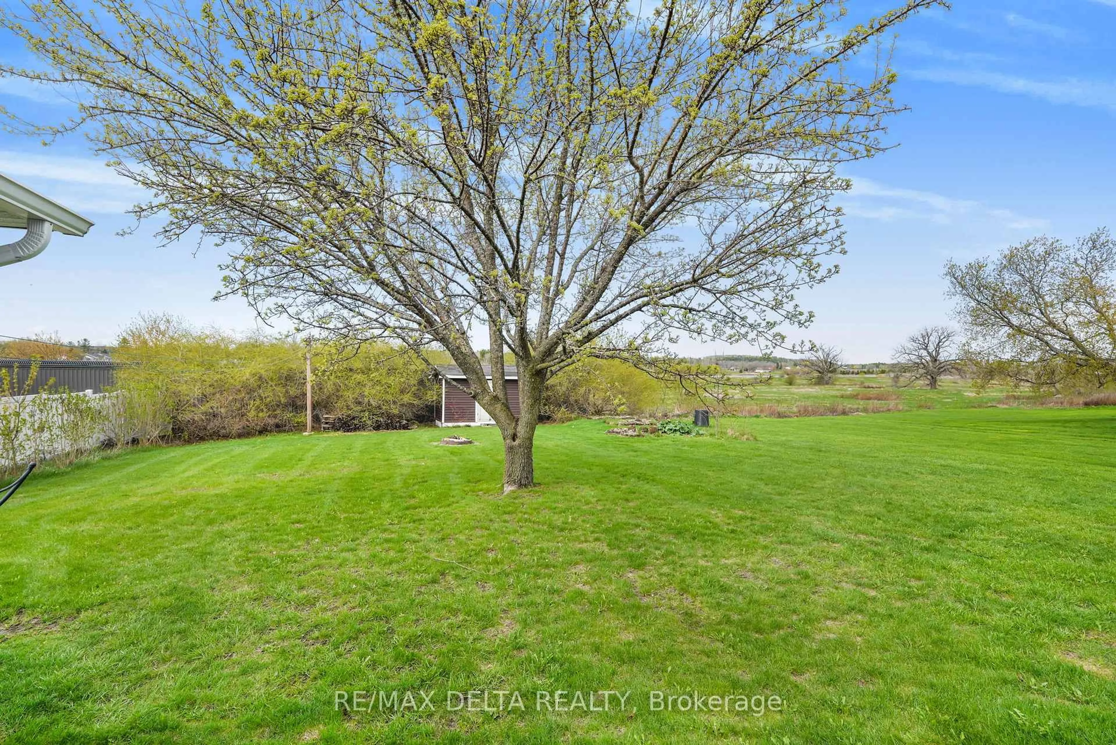 A pic from outside/outdoor area/front of a property/back of a property/a pic from drone, water/lake/river/ocean view for 146 Jessop's Falls Rd, Alfred and Plantagenet Ontario K0B 1L0