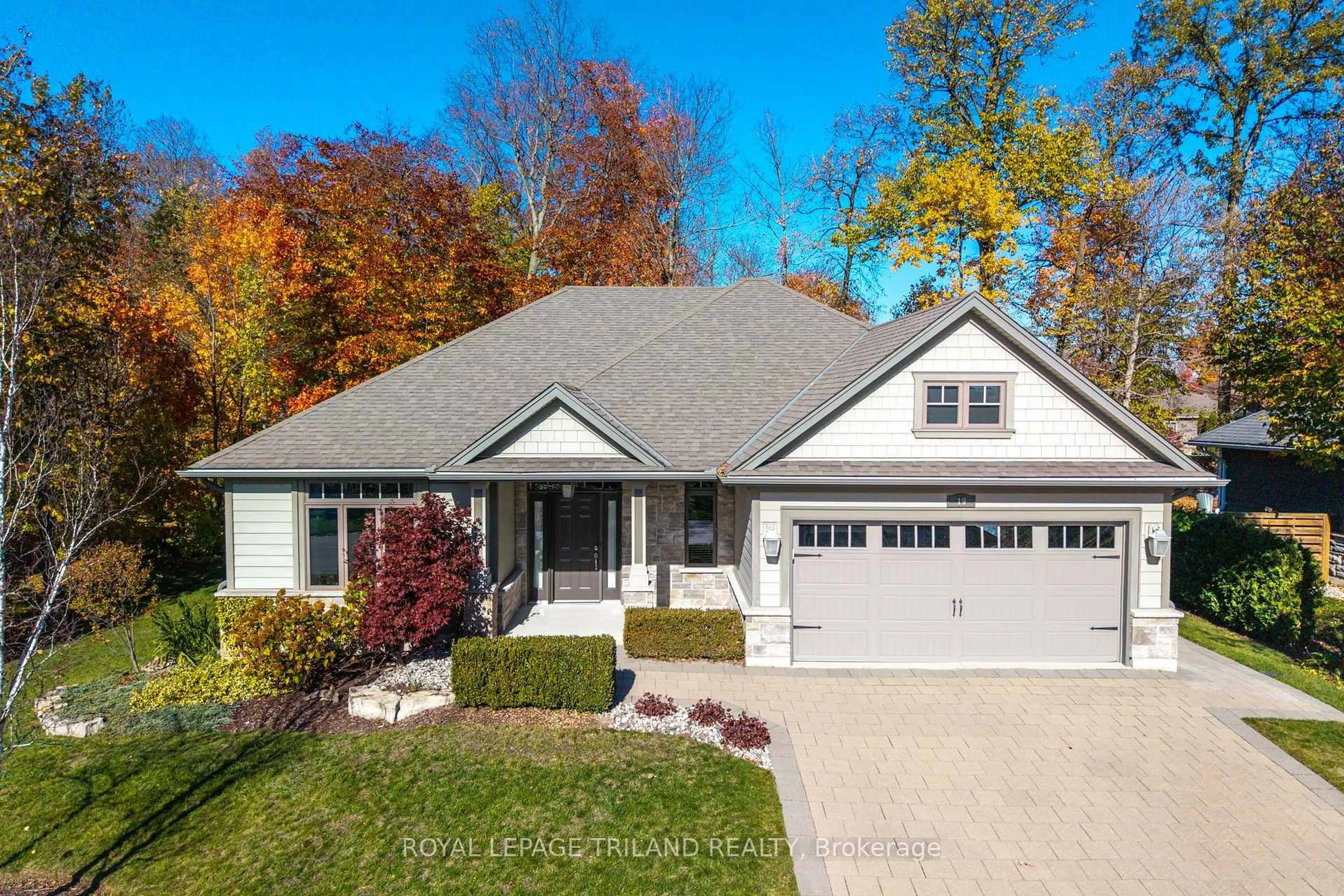 Home with brick exterior material, street for 19 Erin Pl, Lambton Shores Ontario N0M 1T0