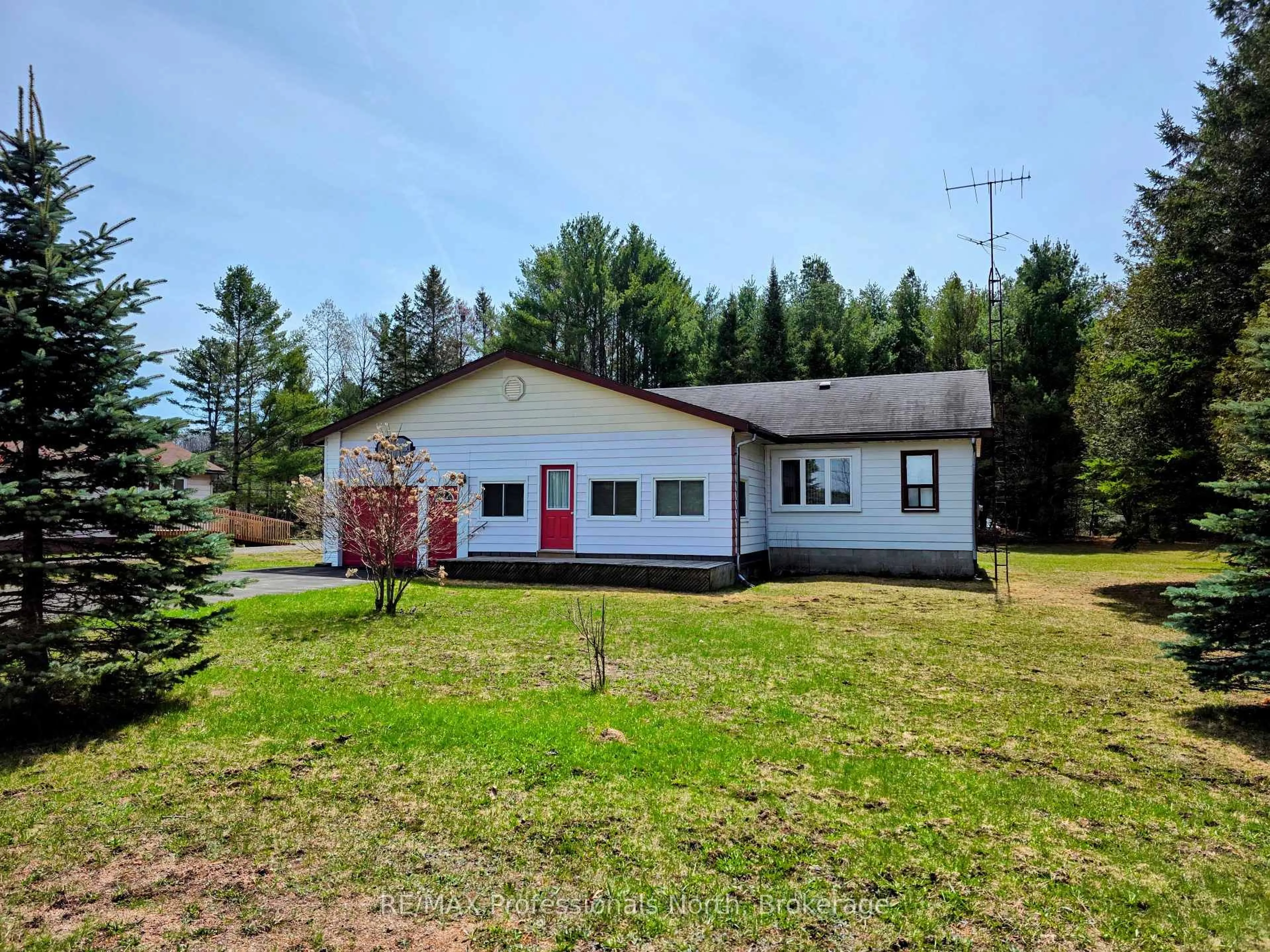 A pic from outside/outdoor area/front of a property/back of a property/a pic from drone, unknown for 1037 West Rd, Minden Hills Ontario K0M 1S0