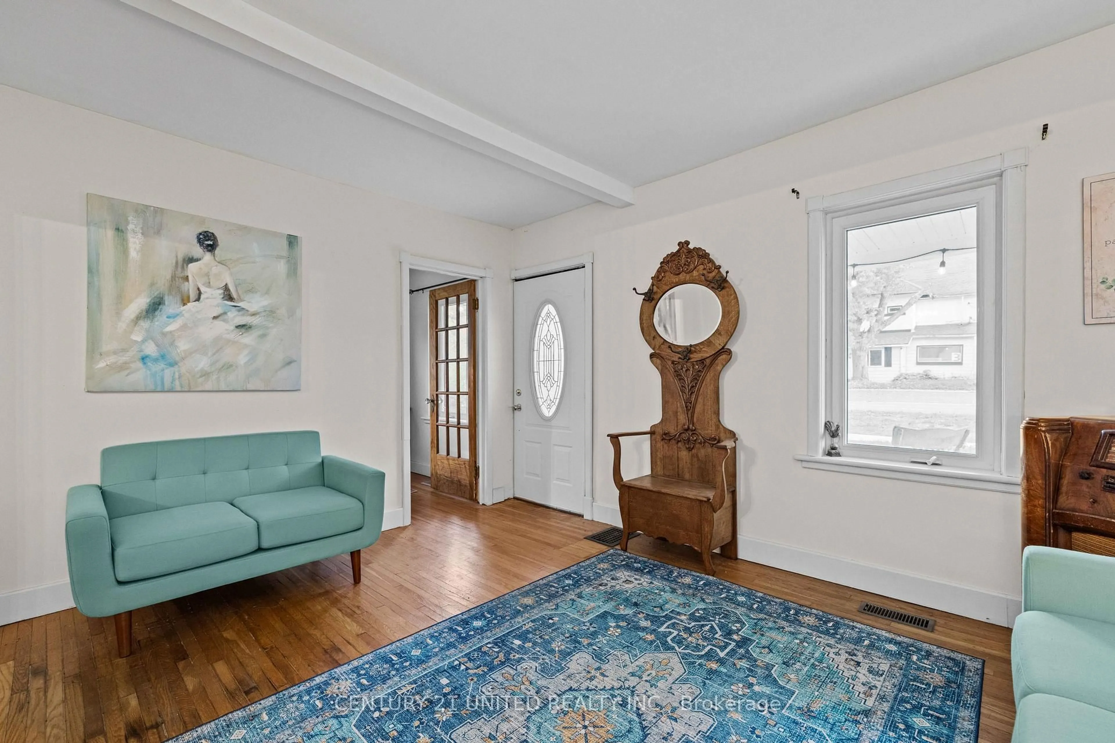 Living room with furniture, unknown for 4 O'Brien St, Limoges Ontario K0K 2M0