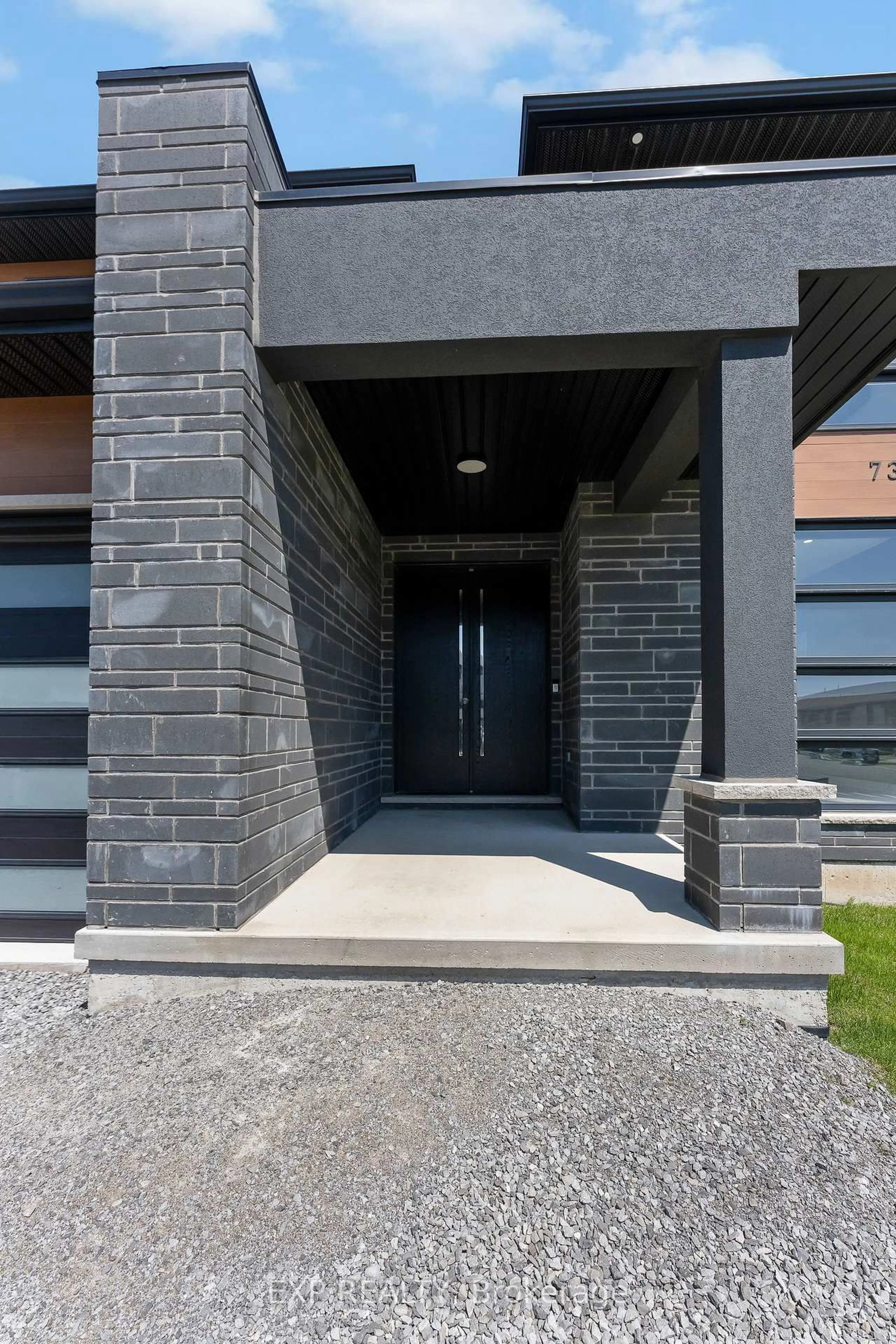 Unknown for 7365 Jonathan Dr, Niagara Falls Ontario L2H 3T3