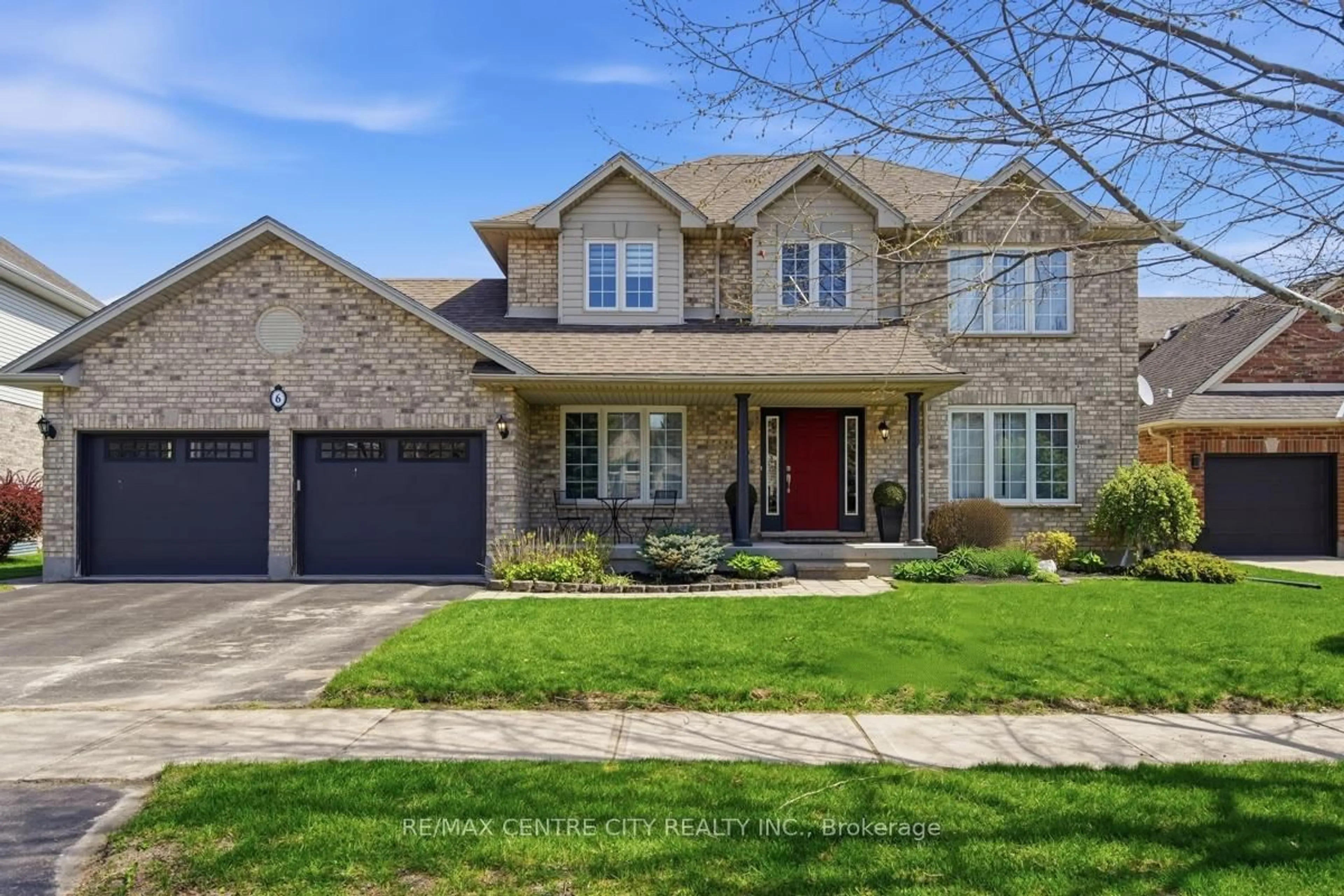 Home with brick exterior material, street for 6 Trillium Crt, Middlesex Centre Ontario N0M 2A0