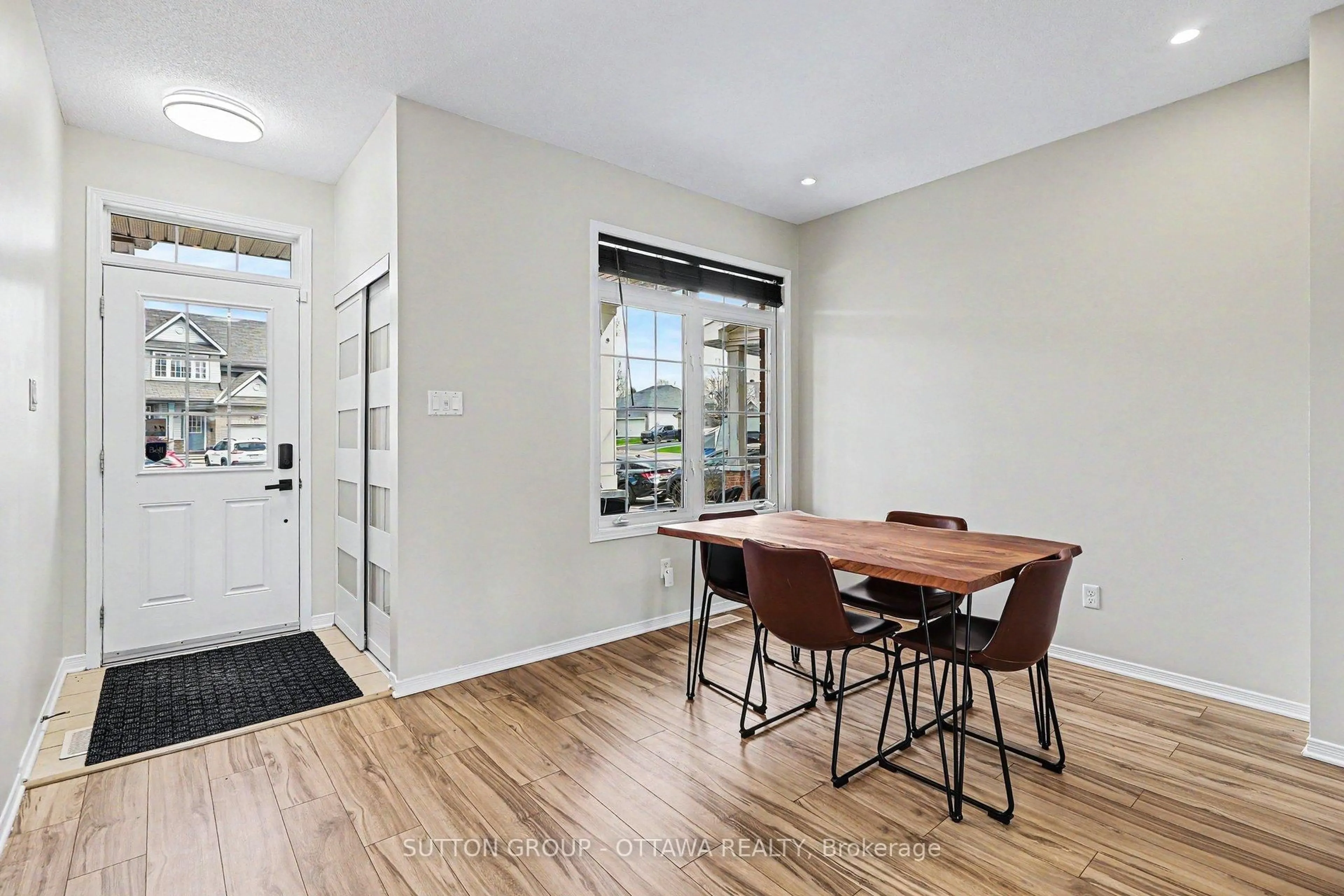Unknown for 405 Crystal Crt, Clarence-Rockland Ontario K4K 0A1