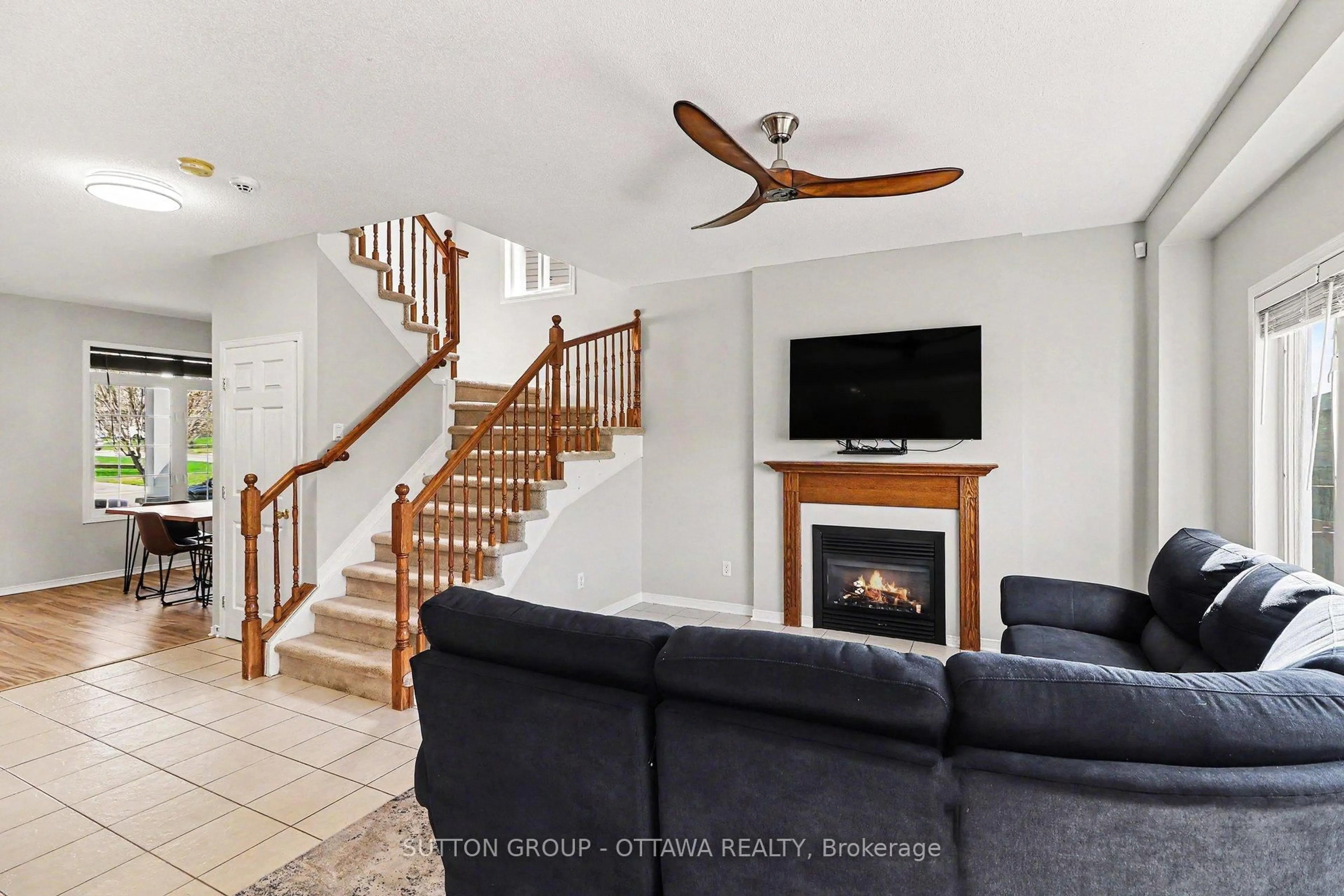 Unknown for 405 Crystal Crt, Clarence-Rockland Ontario K4K 0A1