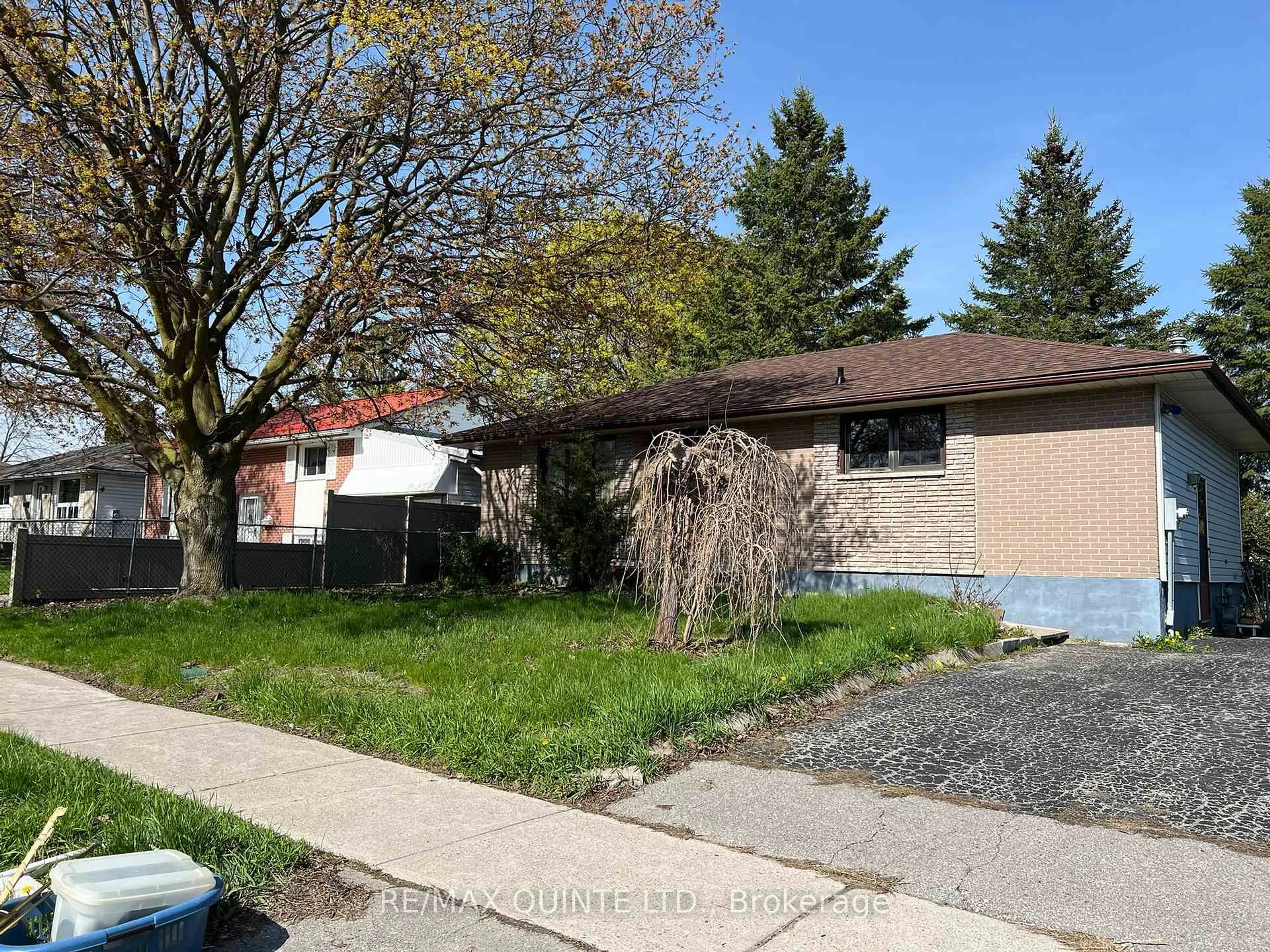 Unknown for 201 Reid St, Quinte West Ontario K8V 5W4