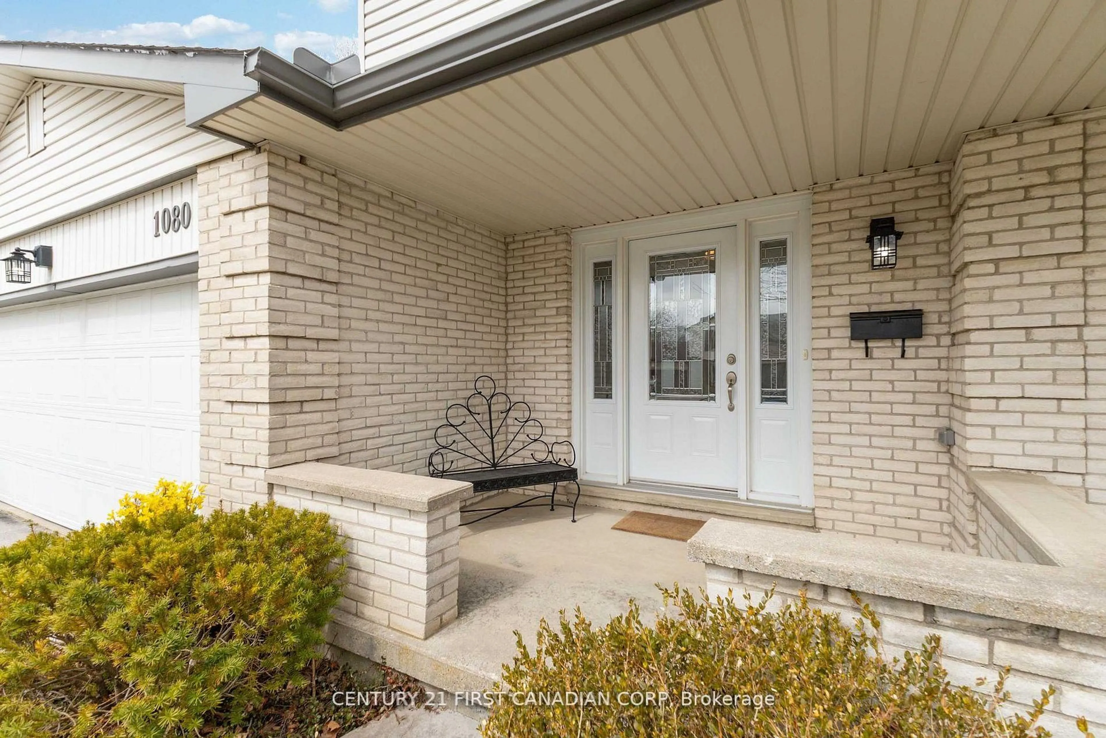 Unknown for 1080 Viscount Rd, London South Ontario N6K 1H8