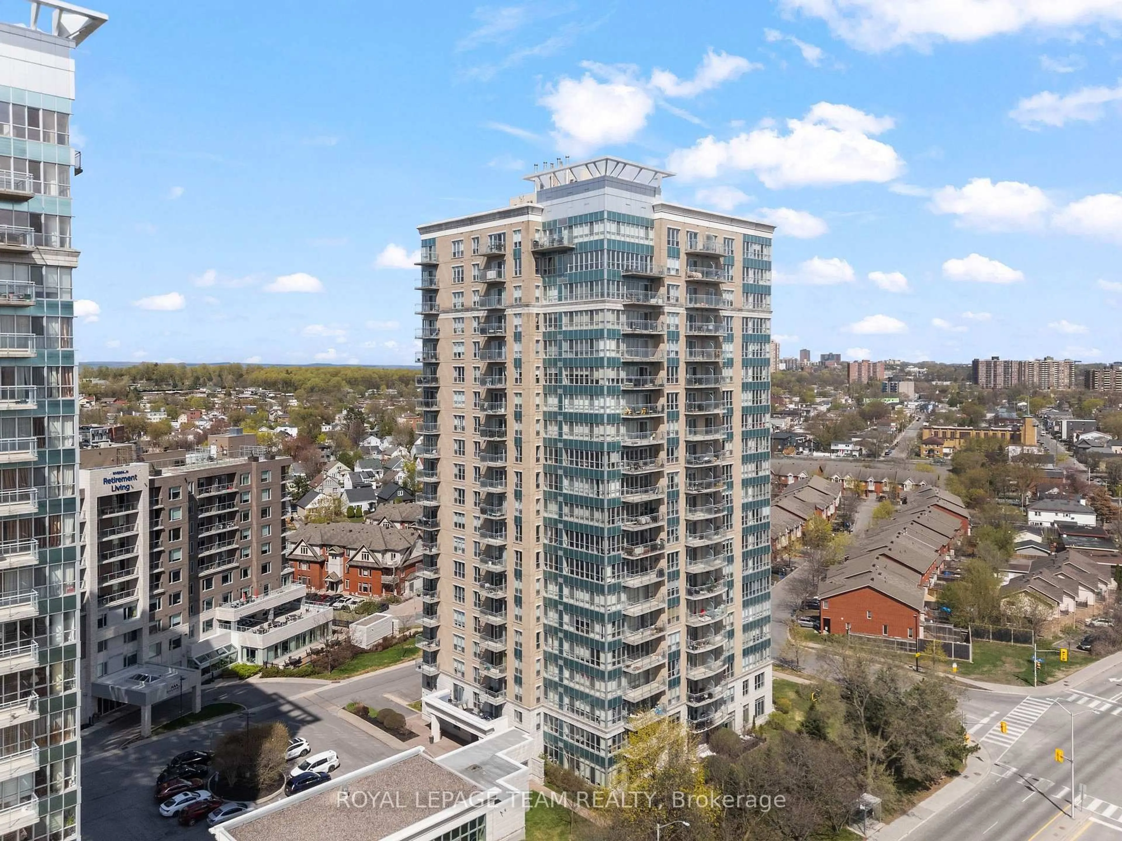 A pic from outside/outdoor area/front of a property/back of a property/a pic from drone, city buildings view from balcony for 90 Landry St #1103, Ottawa Ontario K1L 0A9