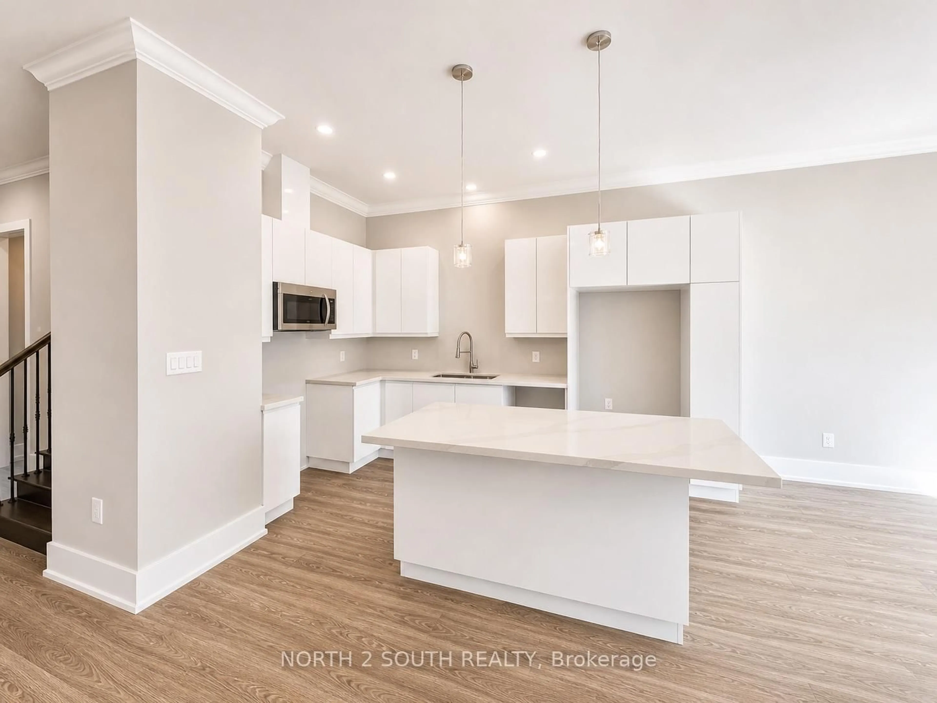 Open concept kitchen, unknown for 1056 Hansler Rd, Welland Ontario L3C 7M5