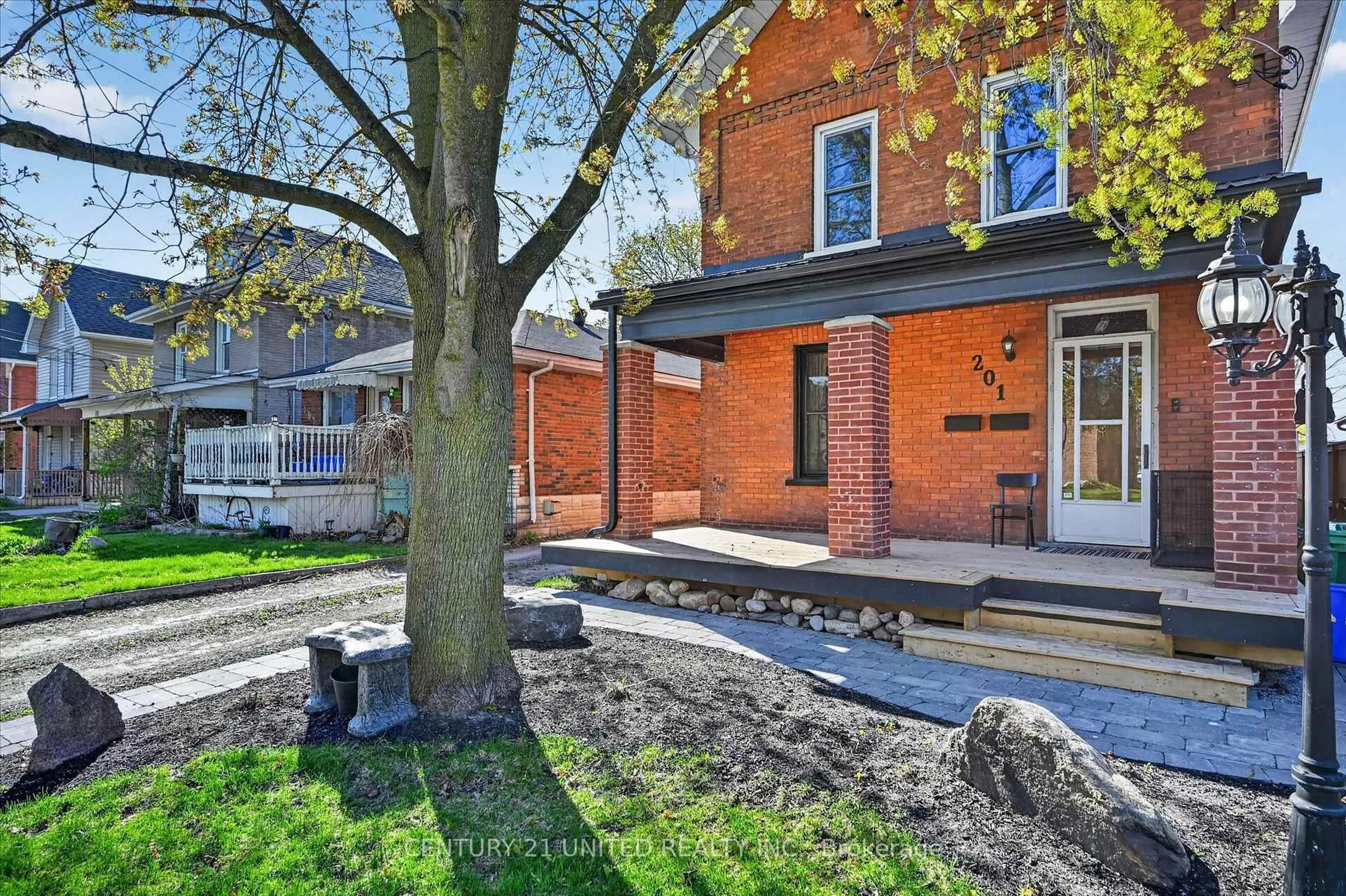 Home with brick exterior material, street for 201 Romaine St, Peterborough Ontario K9J 2C3