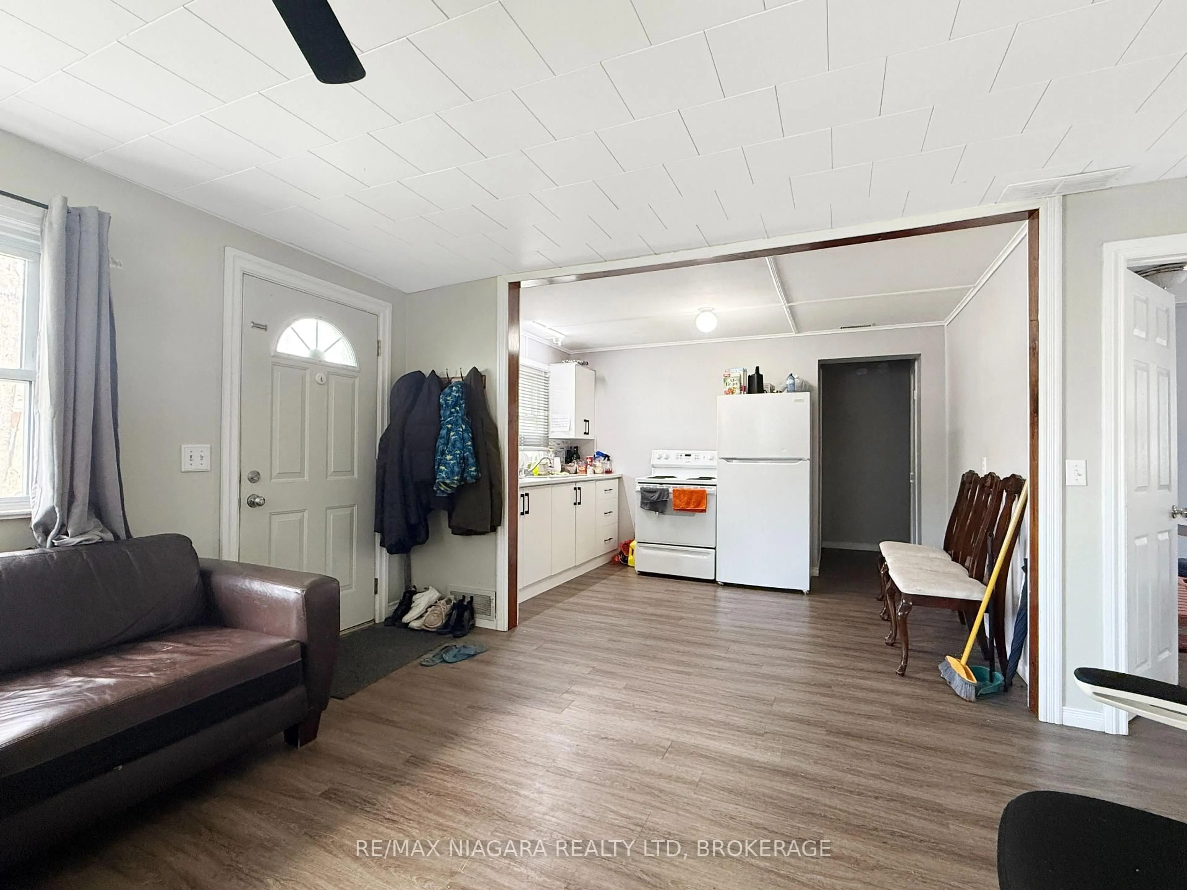 Unknown for 155 Douglas St, Fort Erie Ontario L2A 3X1