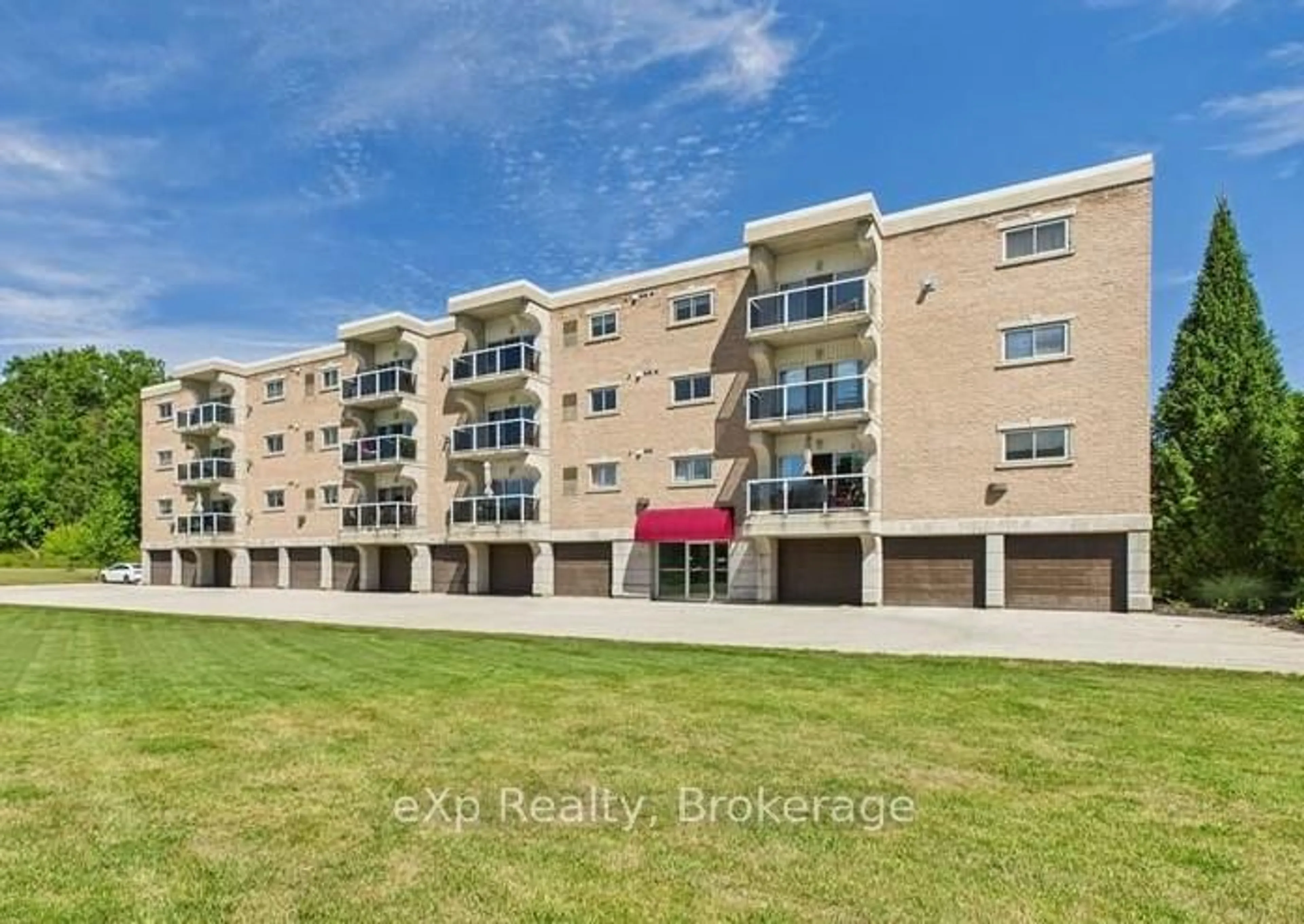 A pic from outside/outdoor area/front of a property/back of a property/a pic from drone, building for 85 William St #204, Brockton Ontario N0G 2V0