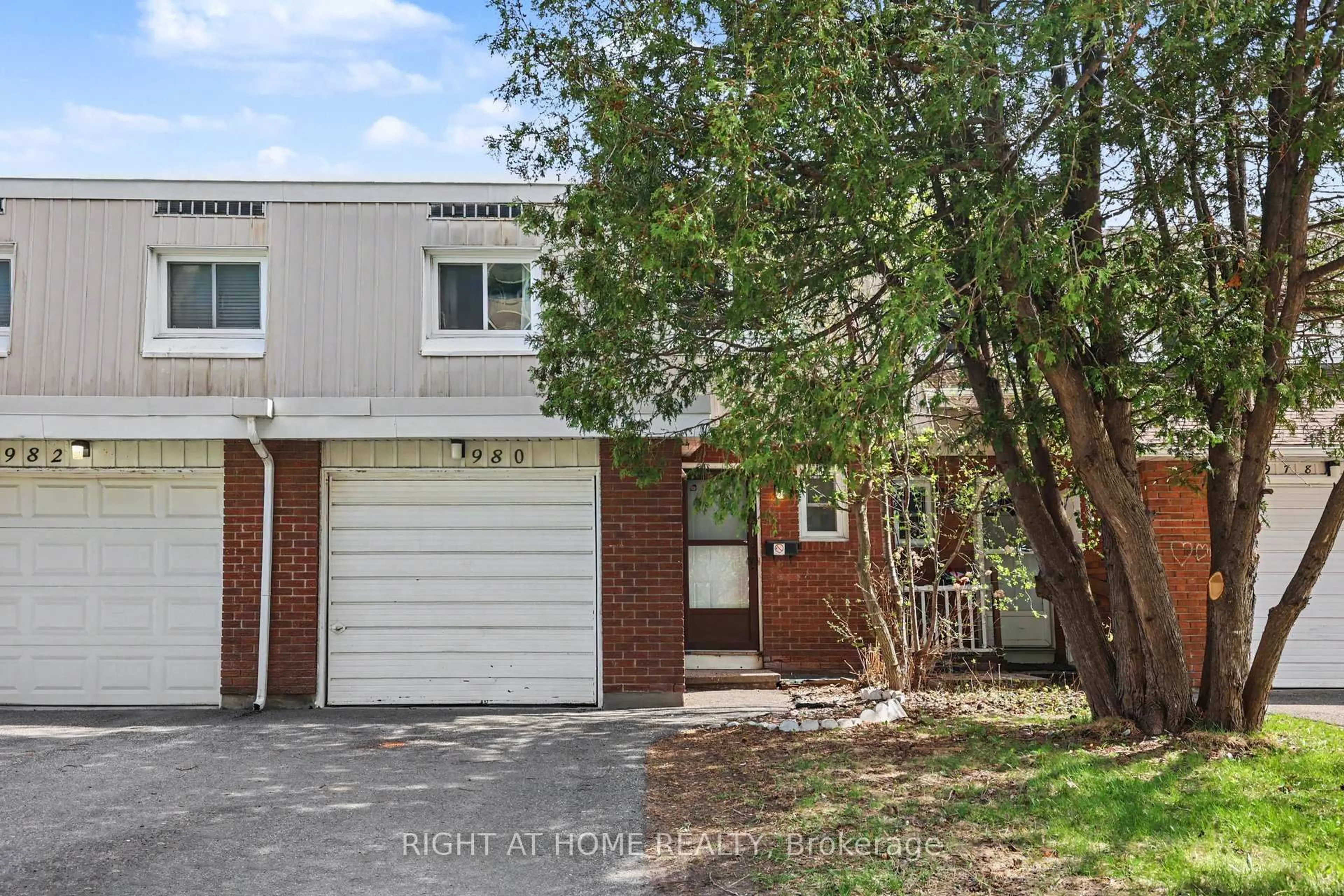 Home with brick exterior material, street for 980 Gulf Pl #207, Ottawa Ontario K1K 3Y1